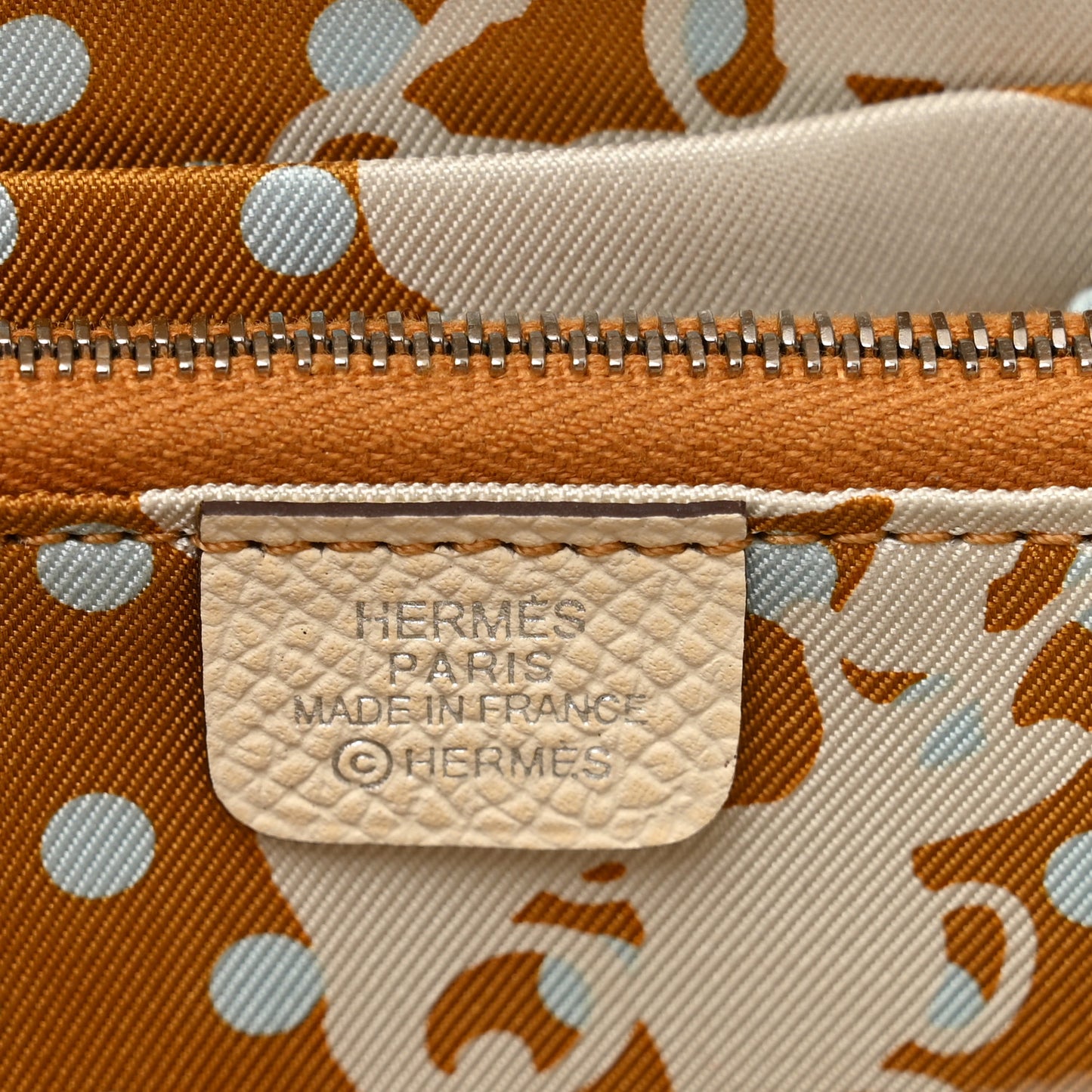 Epsom Silk'In Compact Wallet Nata