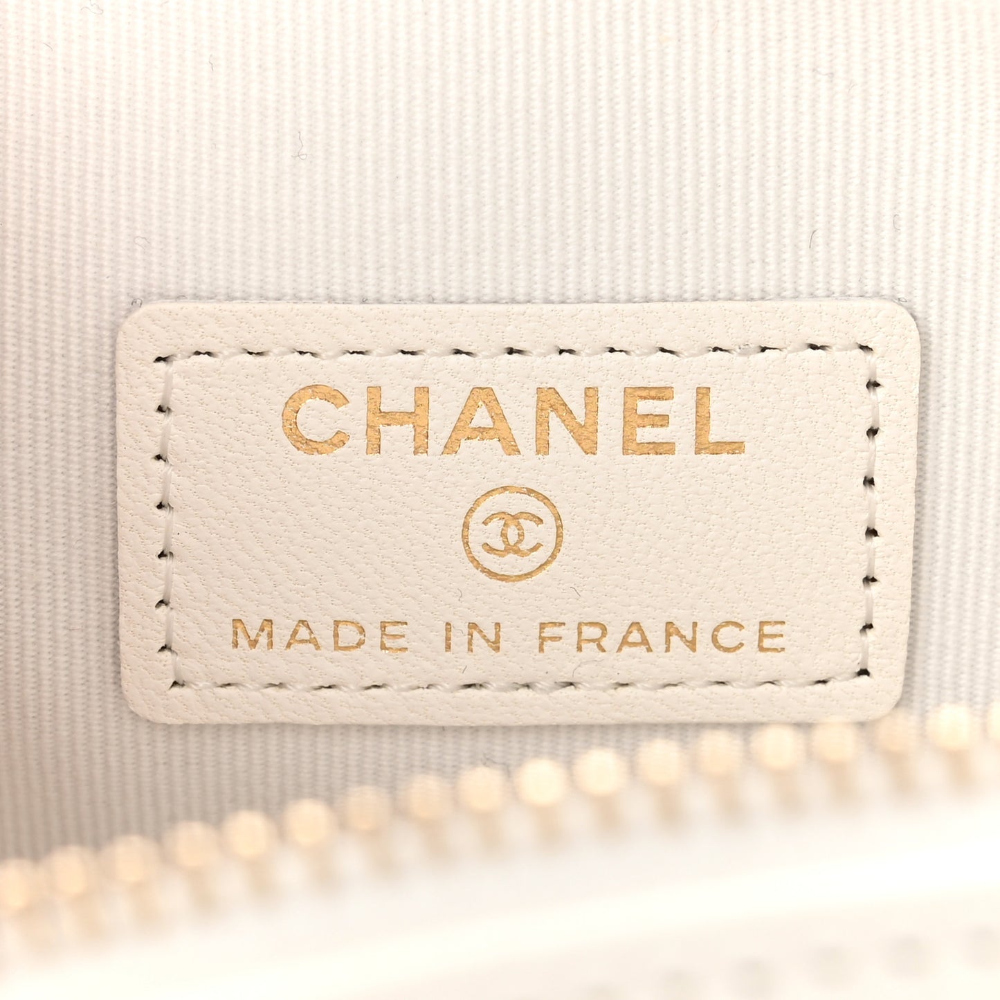 Lambskin Quilted CC In Love Heart Clutch With Chain White