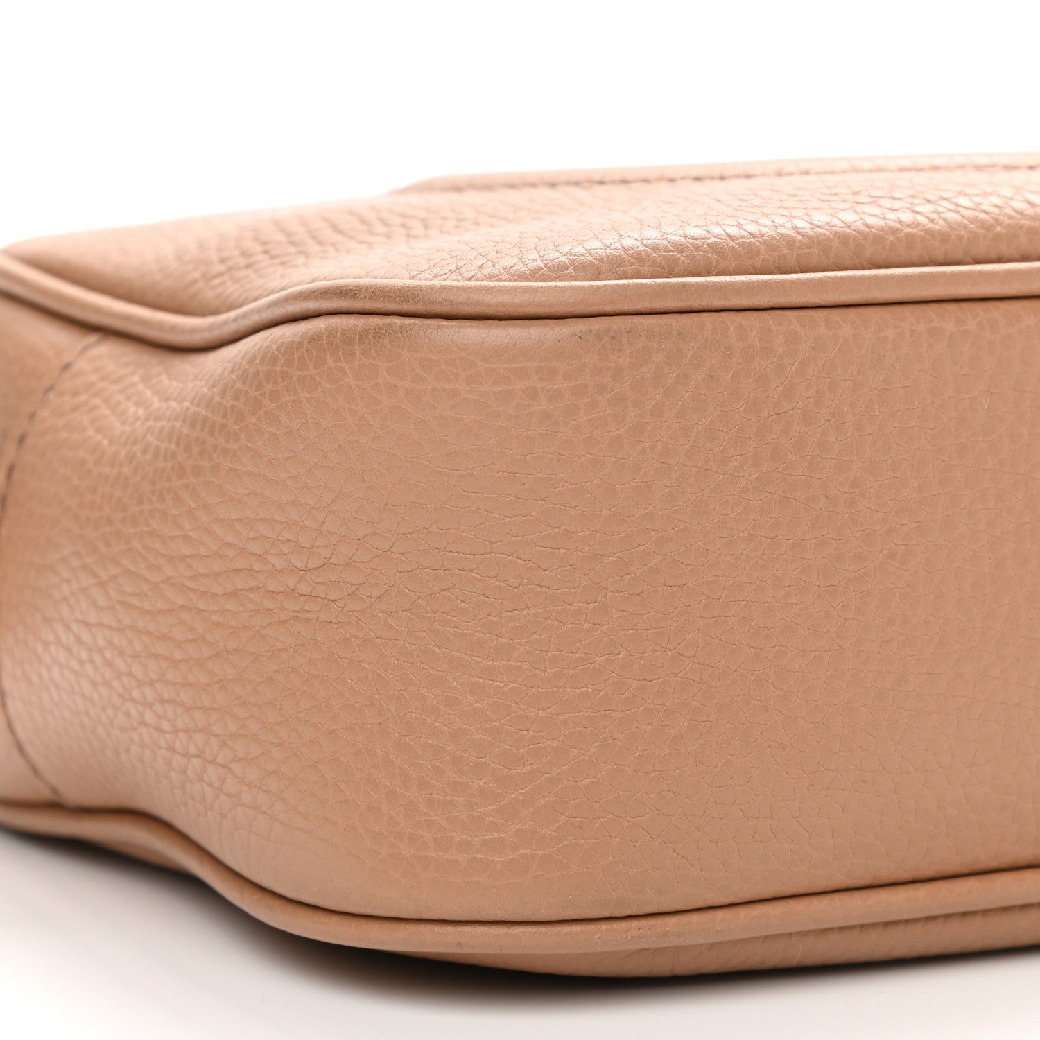 Gucci Pebbled Calfskin Small Soho Disco Bag Camelia 9 of 10