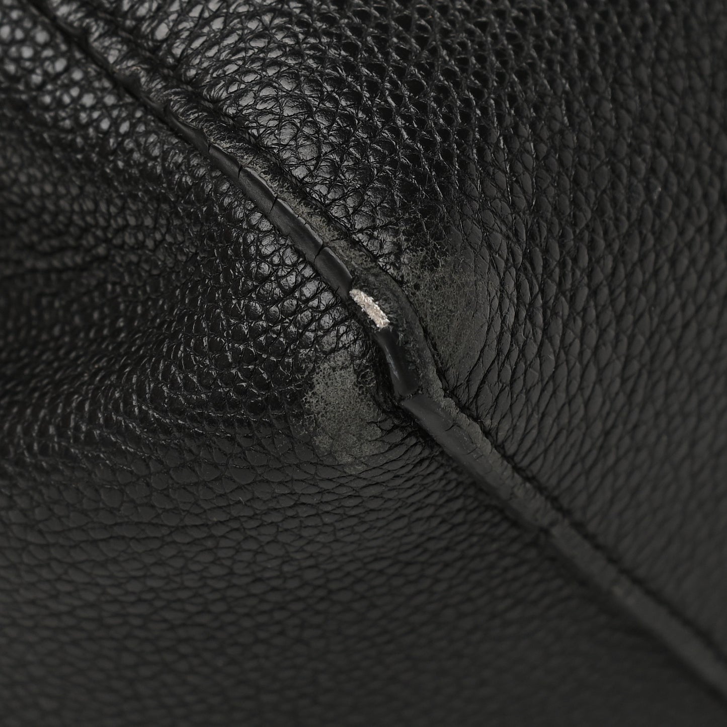 Soft Grained Calfskin Medium Cabas Phantom Black