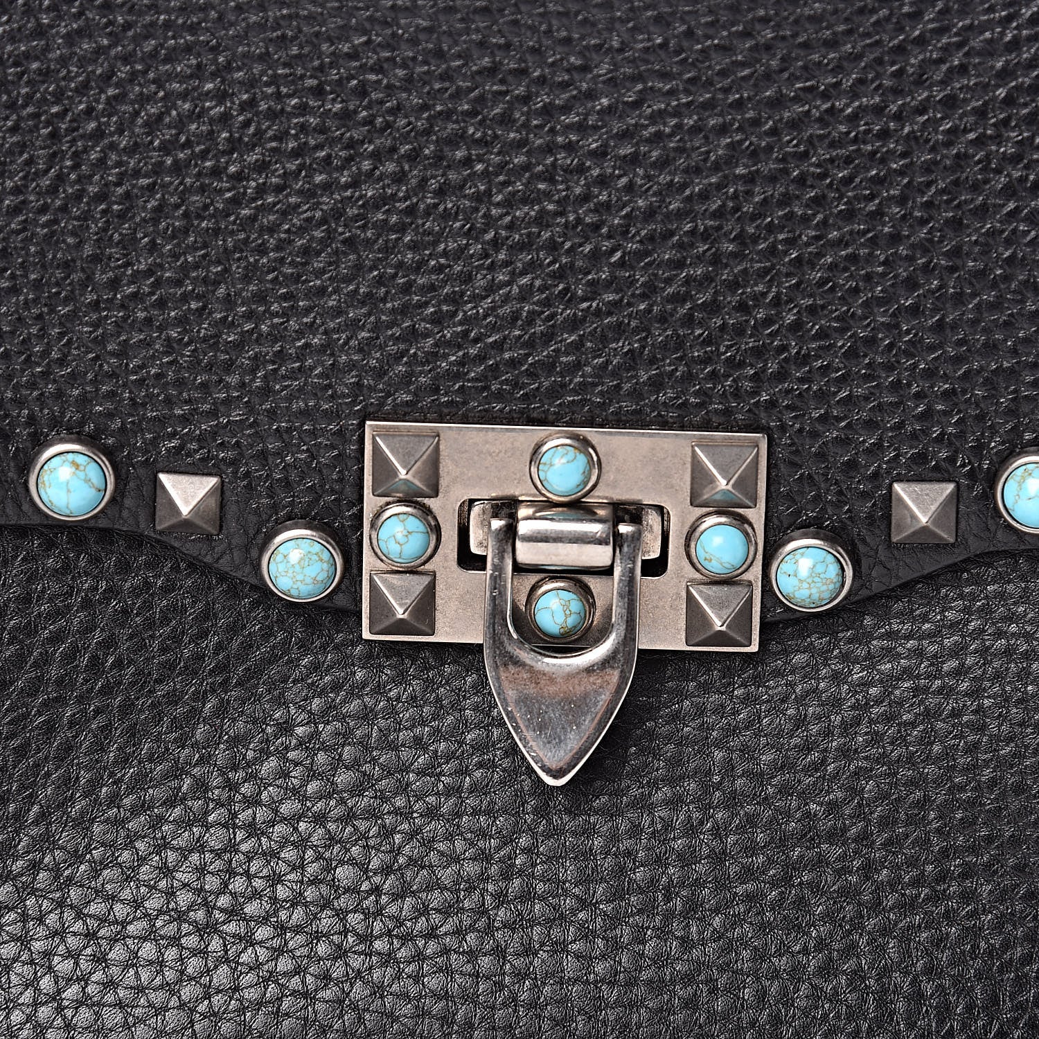 Valentino Garavani Pebbled Calfskin Turquoise Medium Guitar Strap Rockstud Rolling Flap Saddle Bag Black 15 of 17