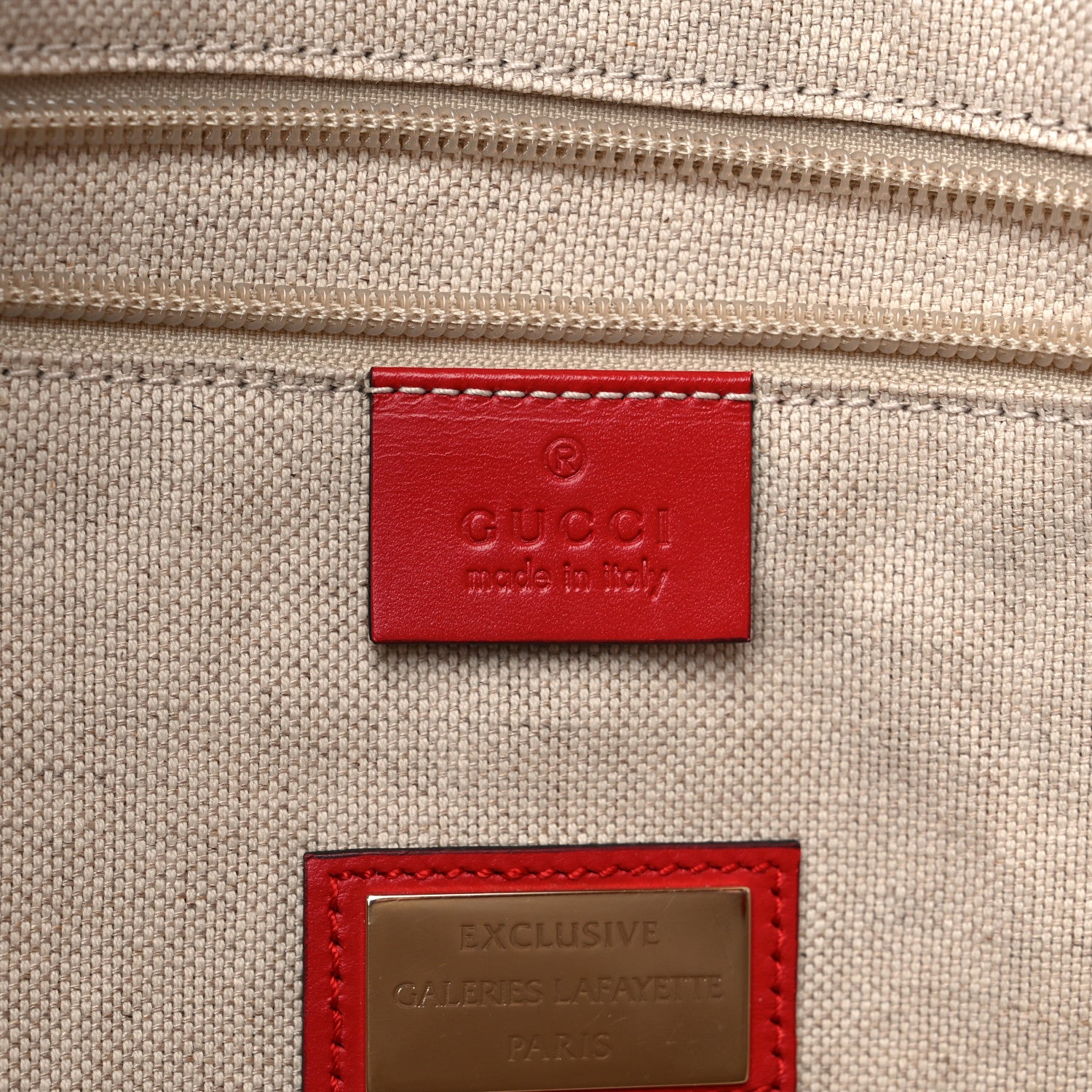 Gucci GG Supreme Monogram Medium Zippered Tote Red 6 of 10