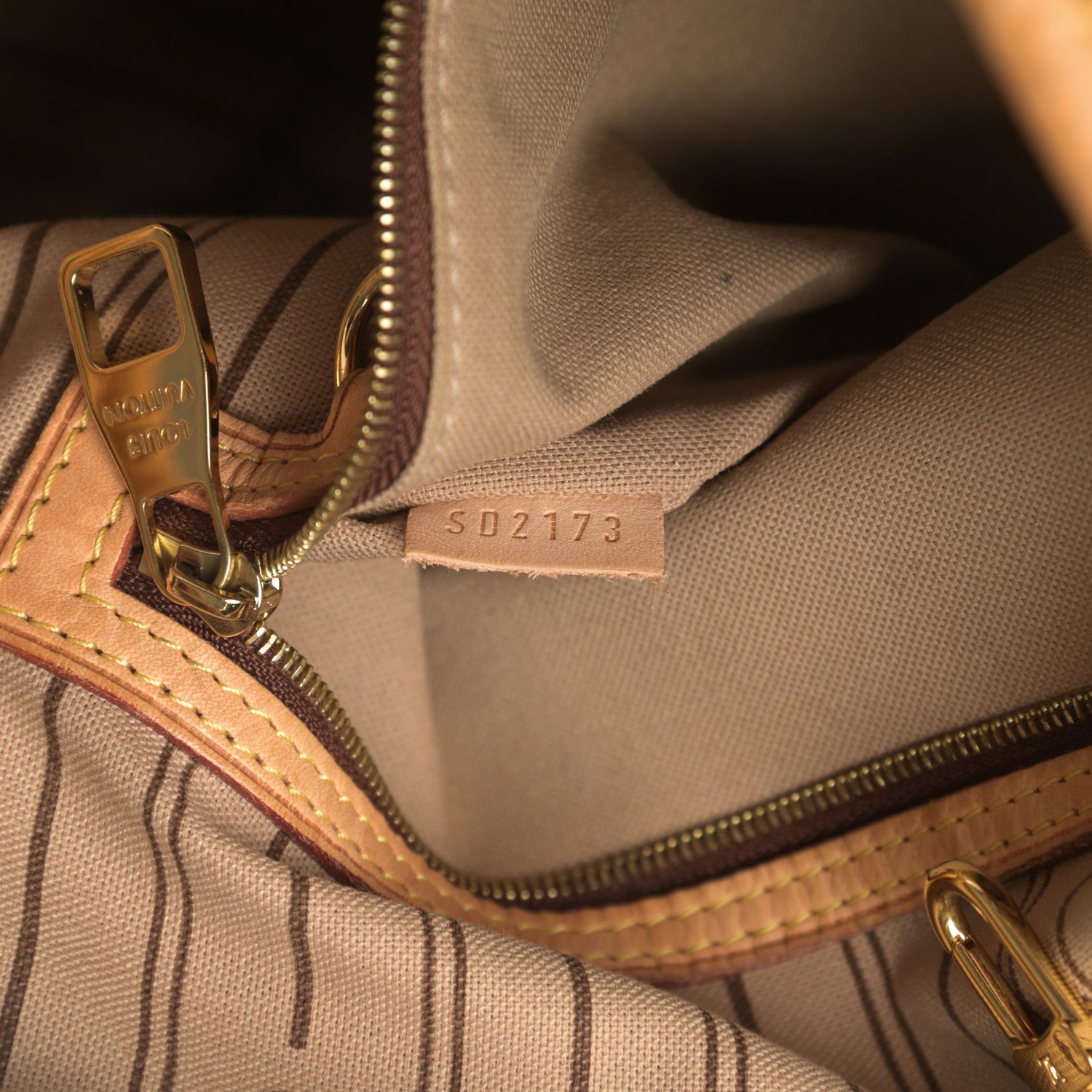 Louis Vuitton Monogram Delightful PM 8 of 17