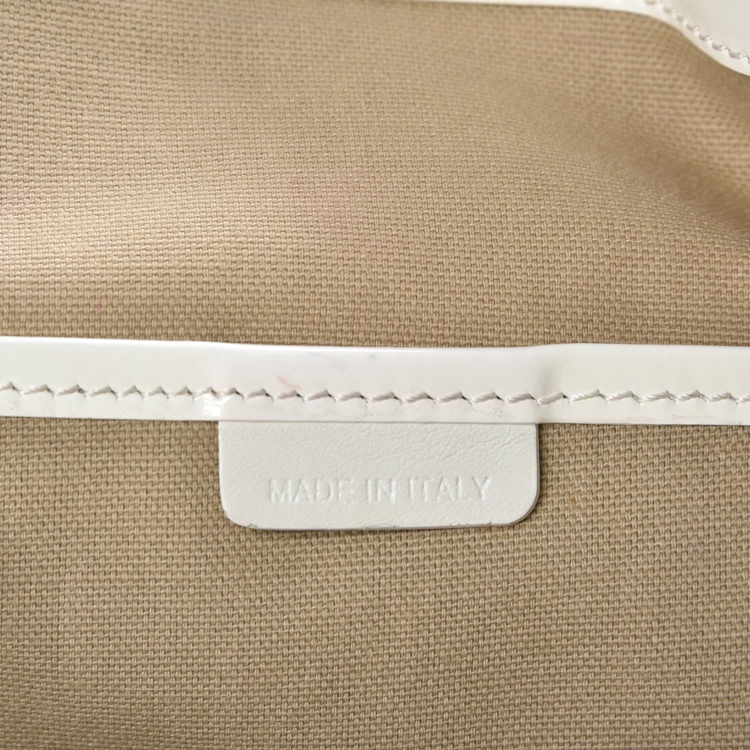 Burberry Nova Check Heart Tote White 7 of 13