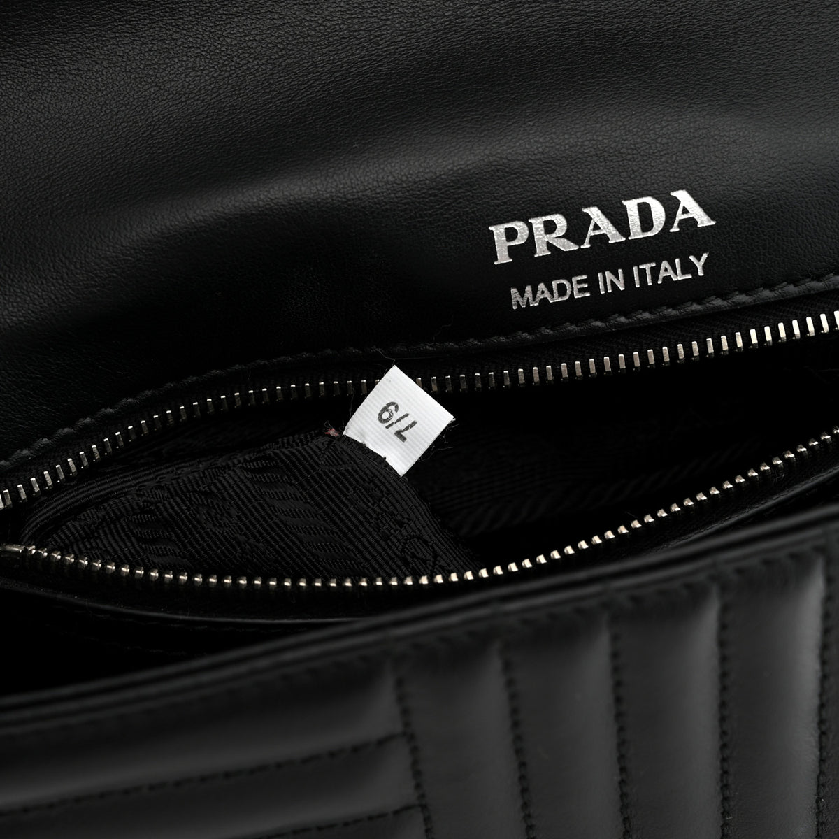 Soft Calfskin Impunture Diagramme Medium Chain Flap Shoulder Bag Black
