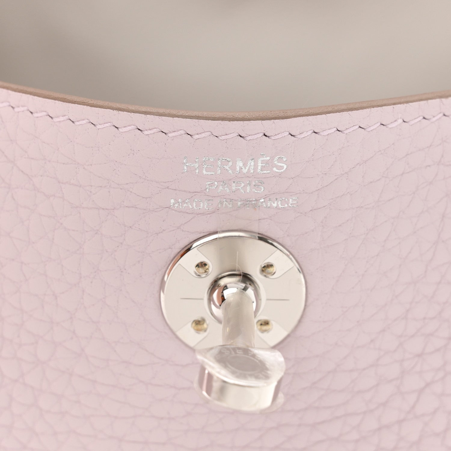 Hermes Taurillon Clemence Verso Mini Lindy 20 Mauve Pale Mushroom 6 of 11