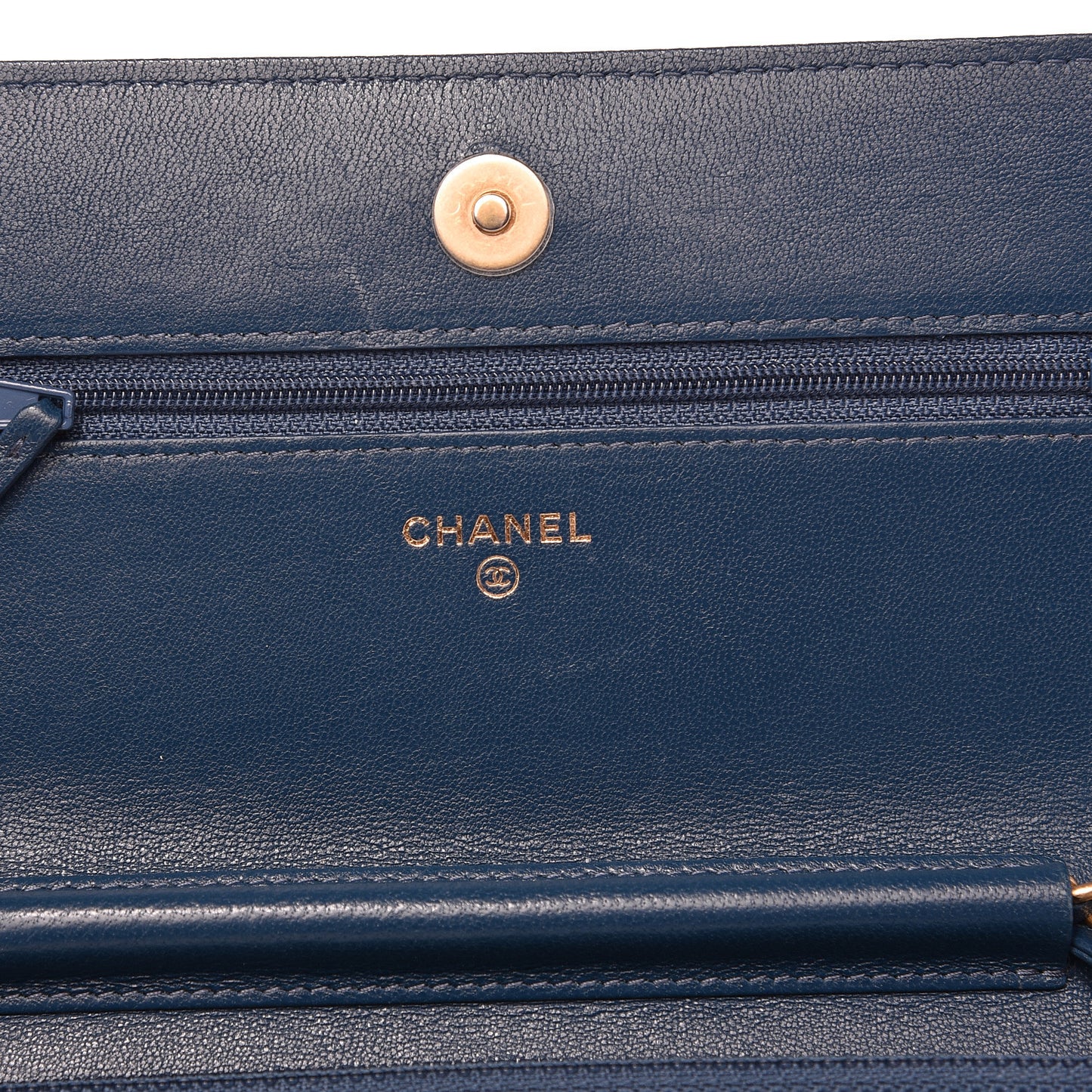 Goatskin Quilted 19 Wallet On Chain WOC Blue