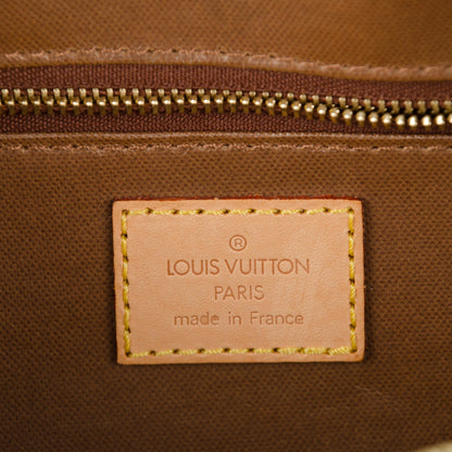 Louis Vuitton Monogram Toiletry 25 6 of 7