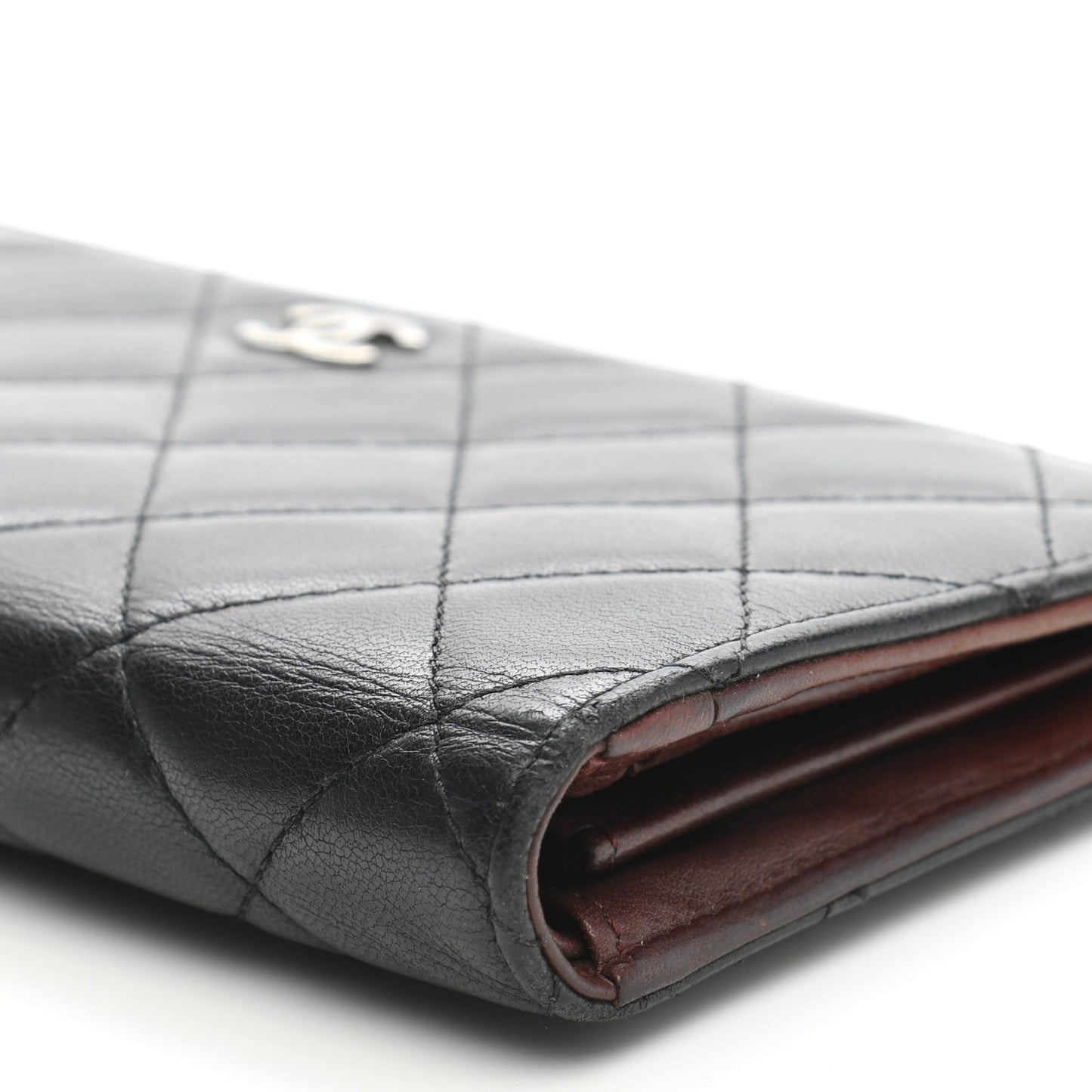 Lambskin Quilted Yen Wallet Black