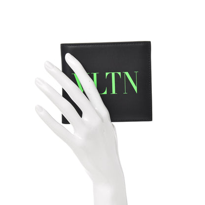 Valentino Garavani Vitello Mens VLTN Bi-Fold Wallet Black Green 2 of 6