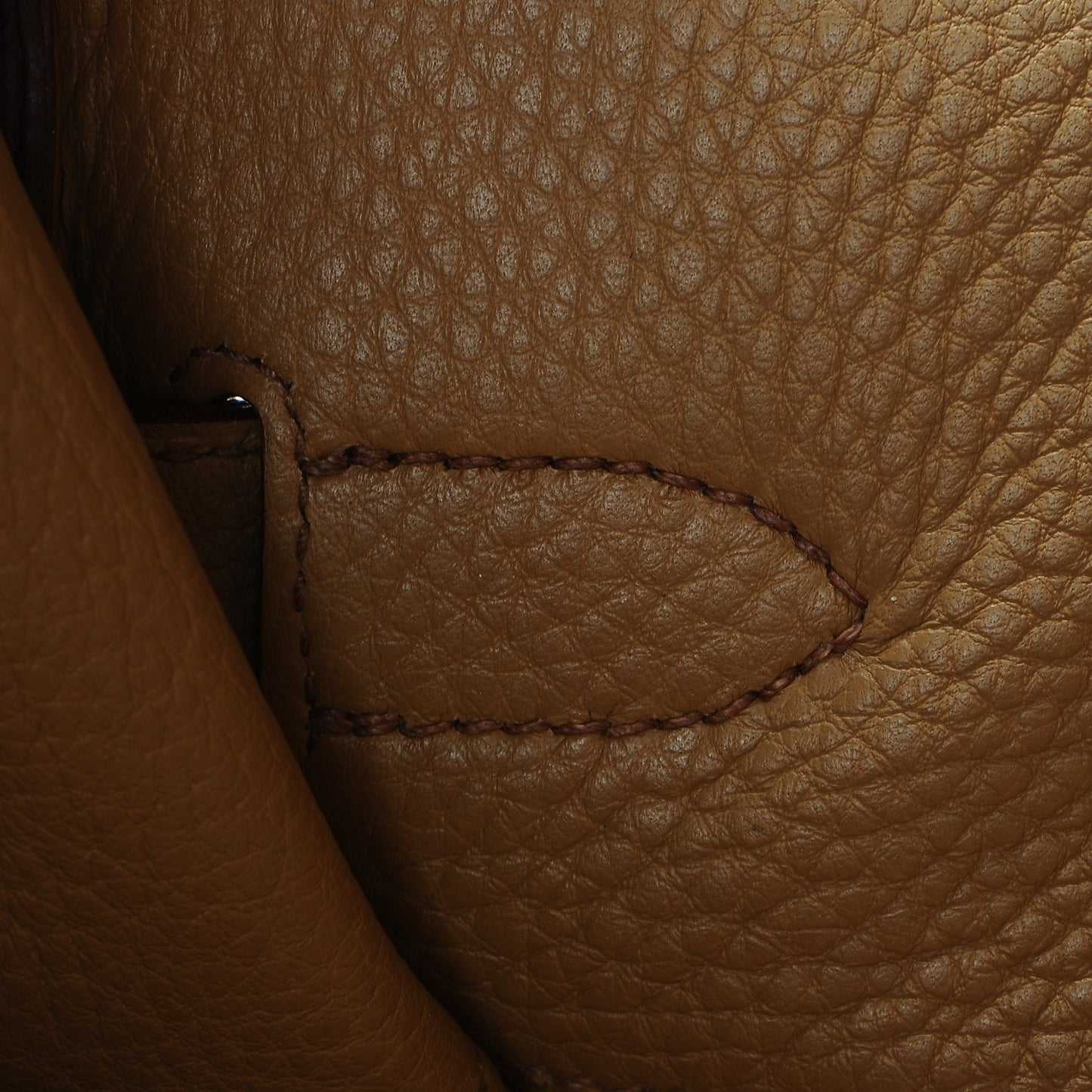 Taurillon Clemence JPG Birkin 42 Biscuit
