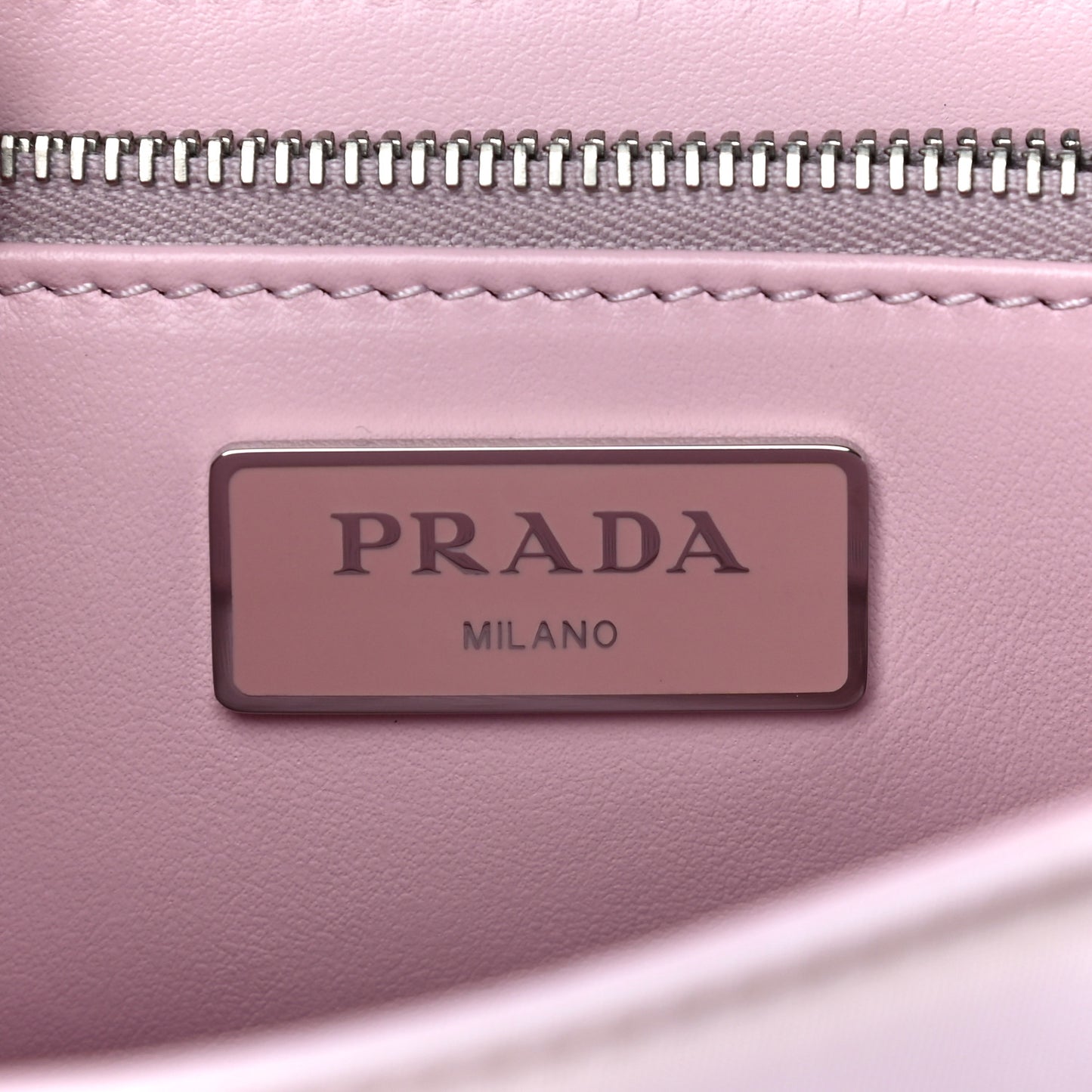 Re-Nylon Spazzolato Double Pocket Buckle Shoulder Bag Alabastro
