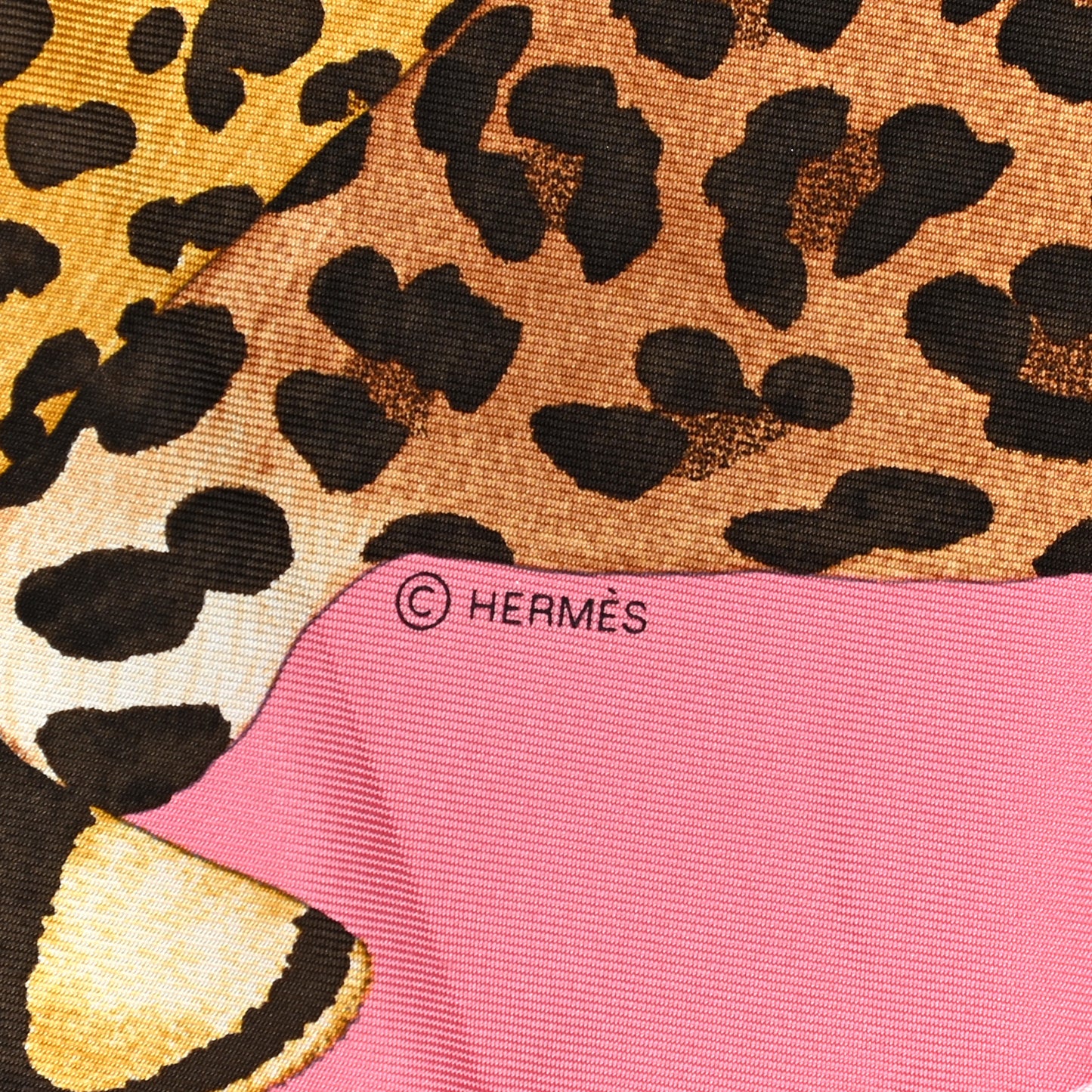 Silk Twill Lazy Leopardesses Scarf 90 Rose Vif Anthracite
