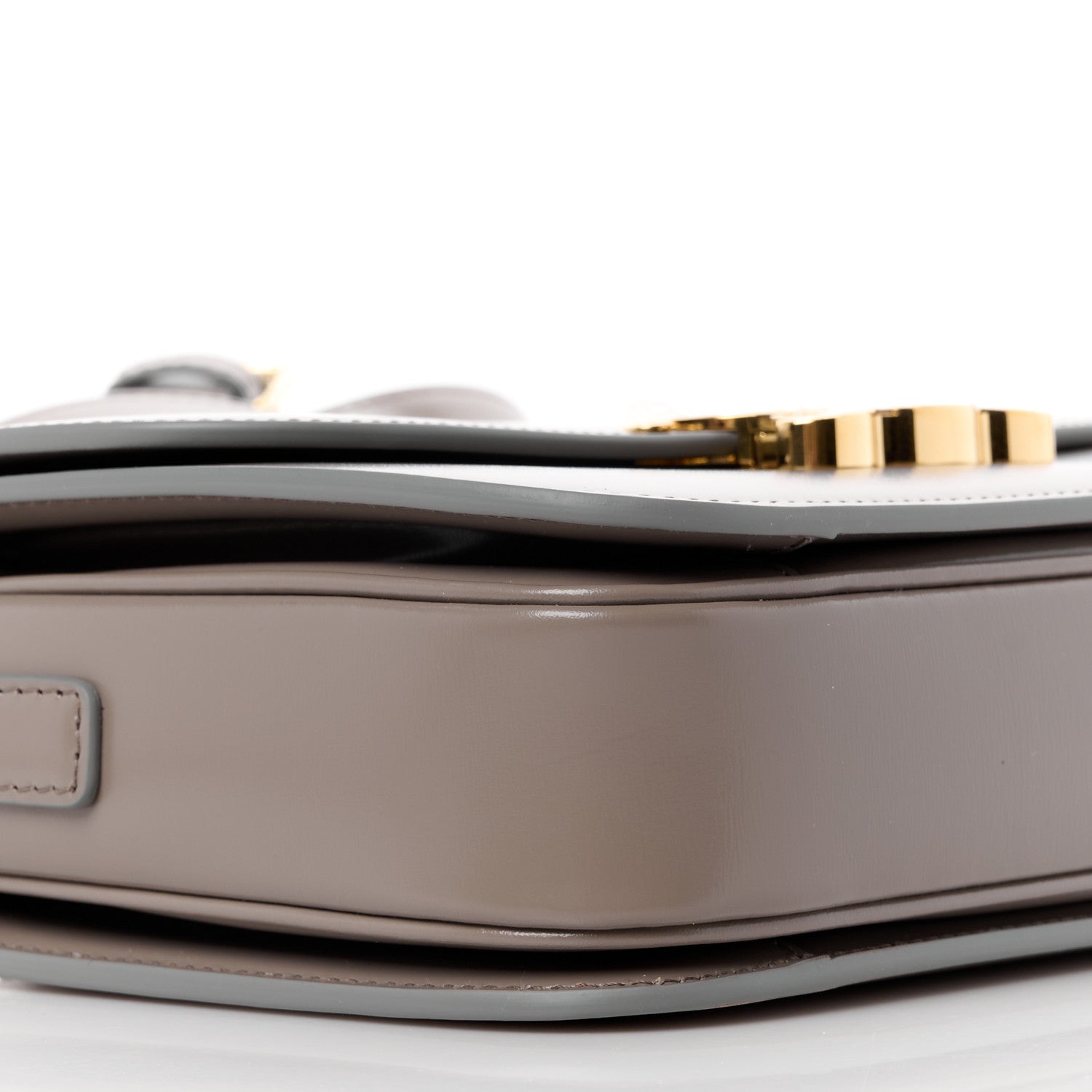 Celine Shiny Calfskin Medium Triomphe Pebble 9 of 11