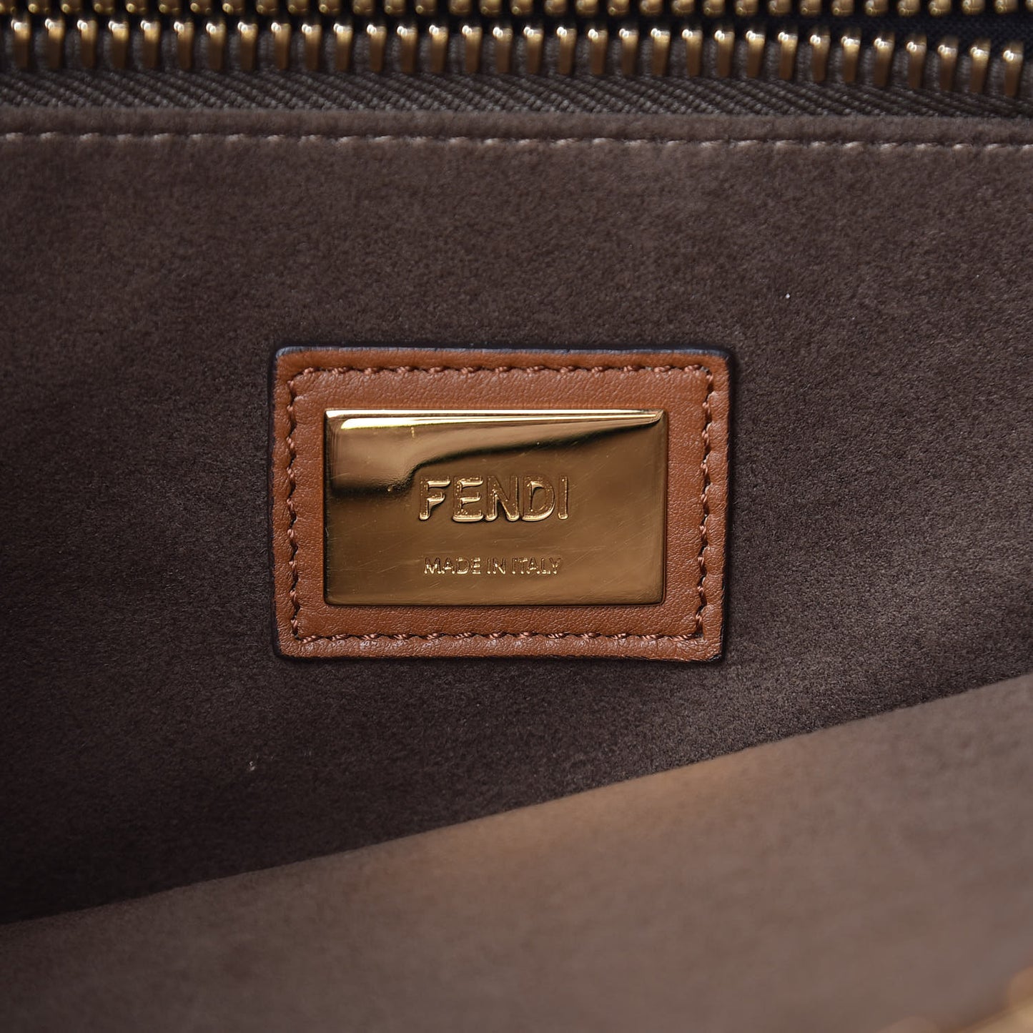 Vitello Dolce Large Peekaboo Iconic Satchel Corteccia