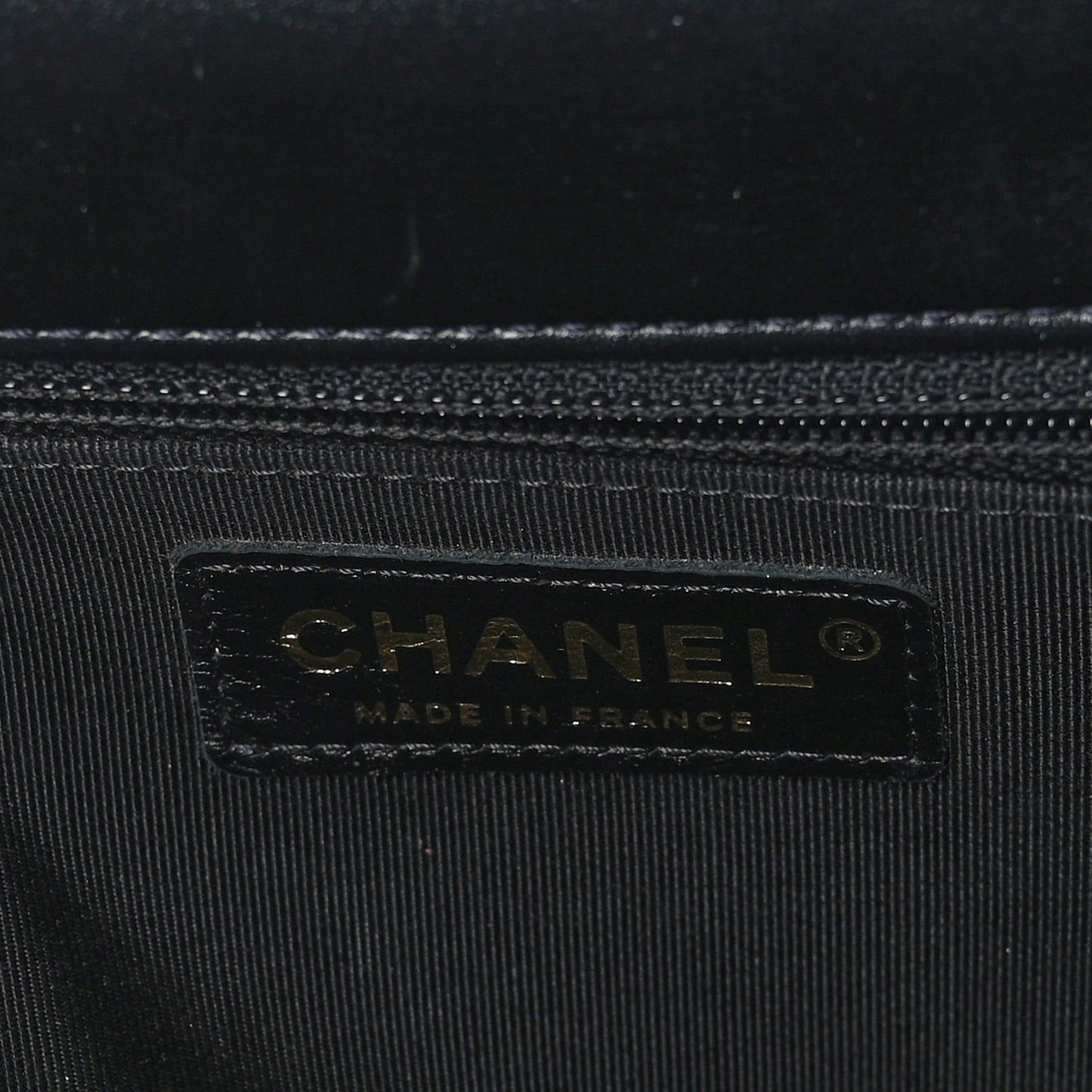 Crumpled Calfskin Medium Chain All Over Flap Black