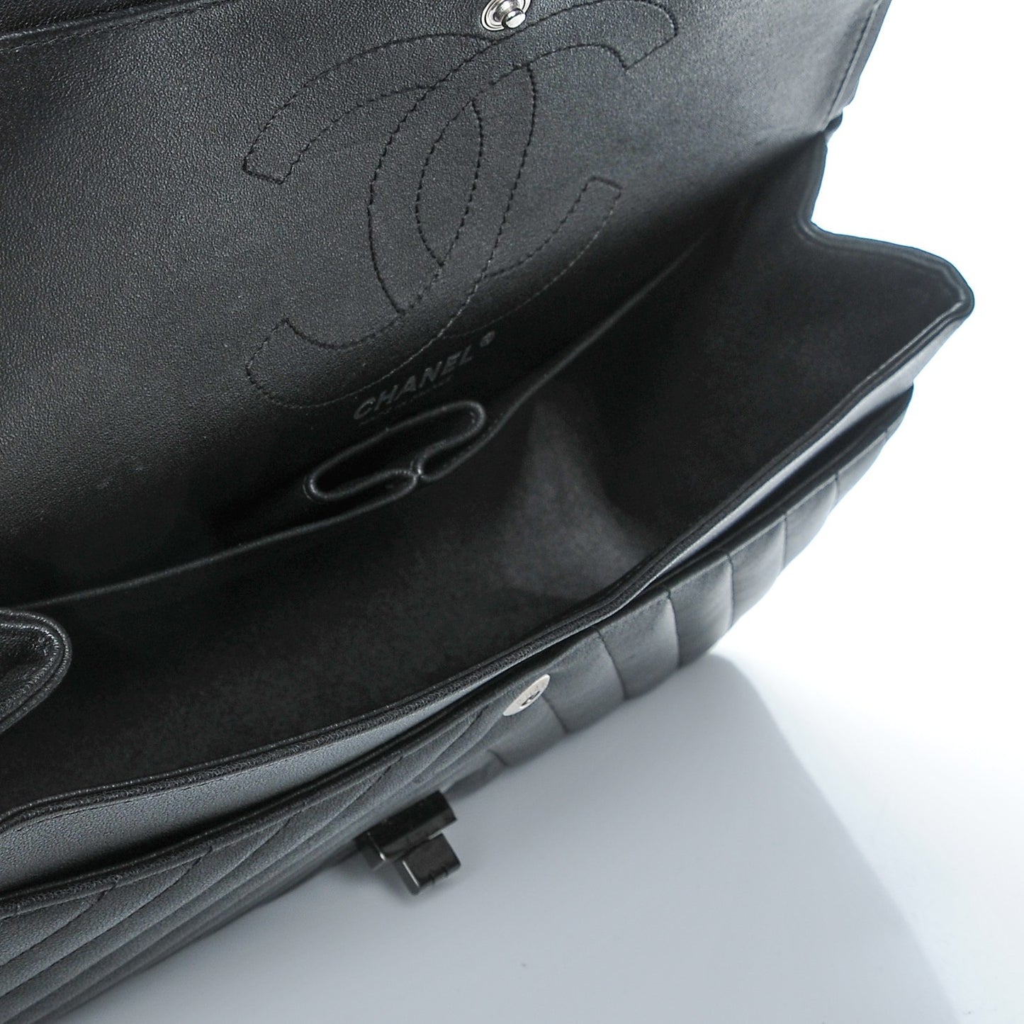 Sheepskin Chevron Quilted 2.55 Reissue 226 Flap So Black