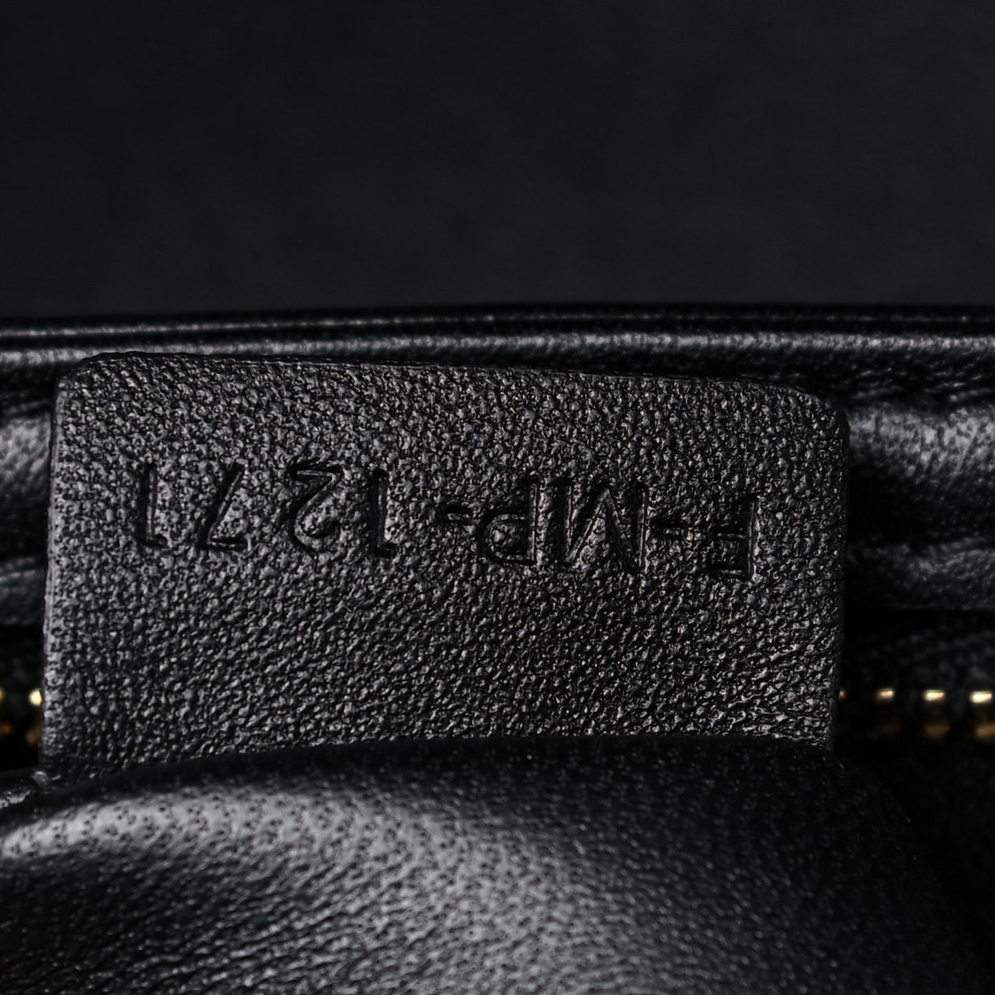 Shiny Calfskin Medium Triomphe Black