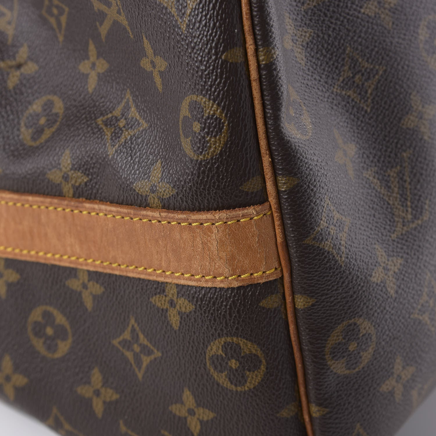 Louis Vuitton Monogram Keepall 50 12 of 14