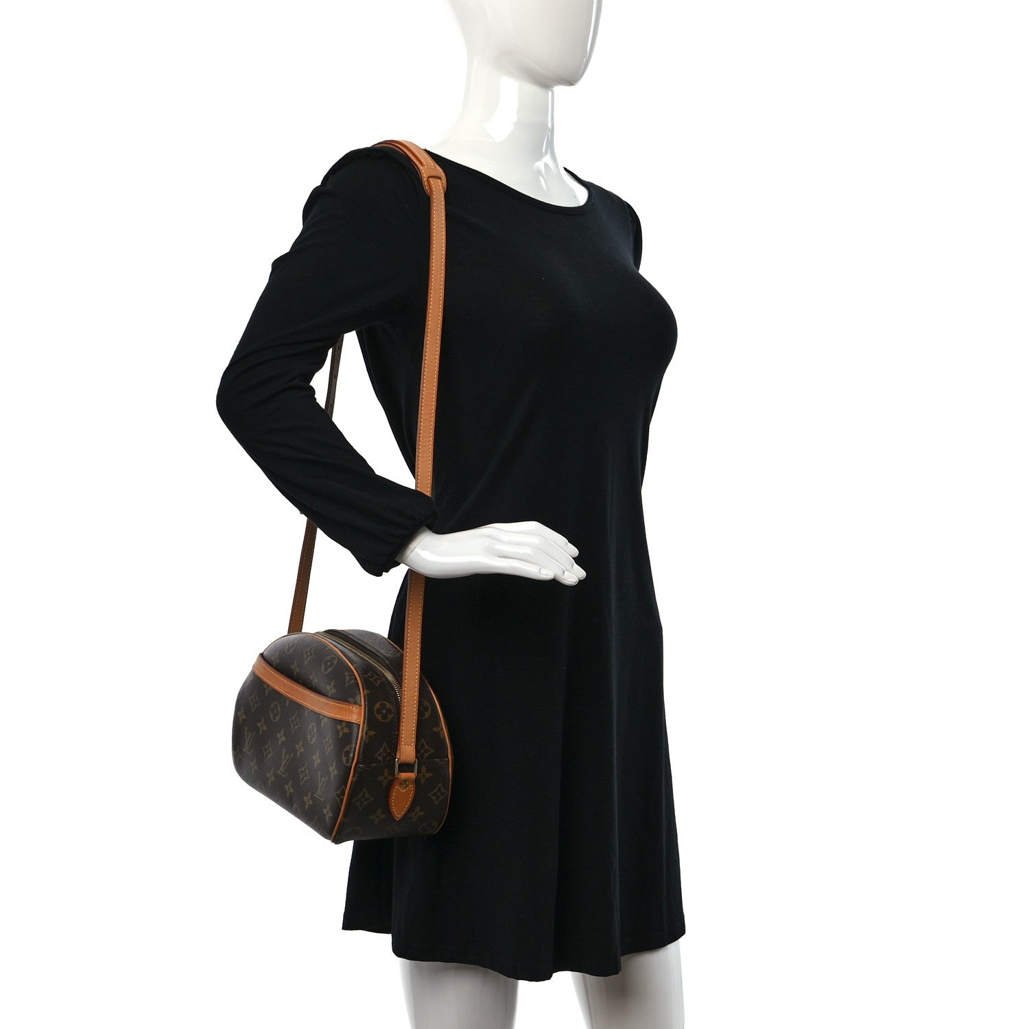 Louis Vuitton Monogram Blois 3 of 8