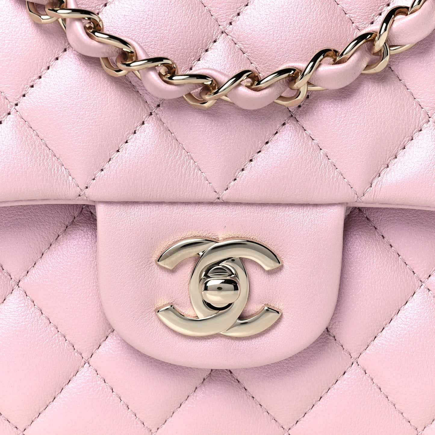 Iridescent Calfskin Quilted Medium Double Flap Light Pink