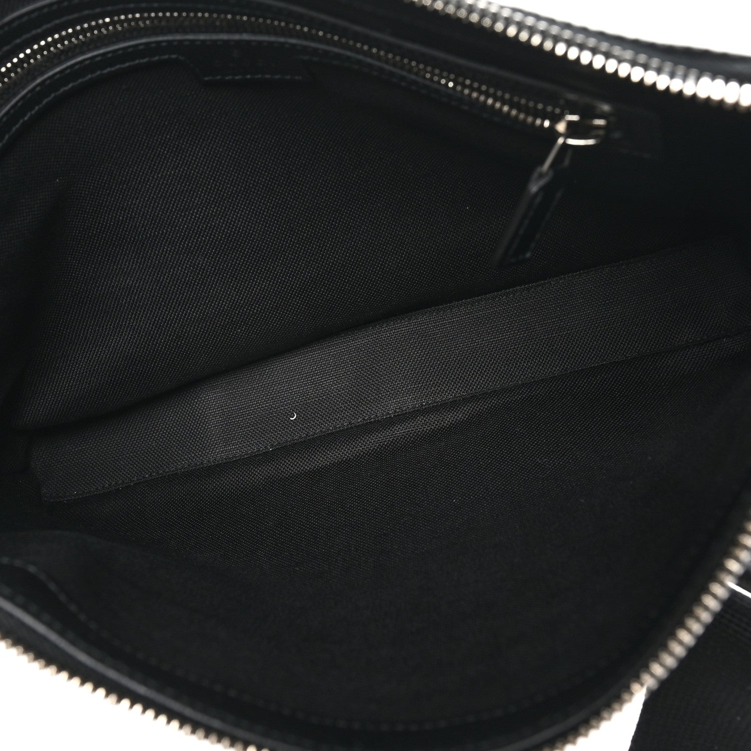 Gucci Monogram Jumbo GG Textured Dollar Calfskin Wristlet Messenger Bag Black 4 of 9