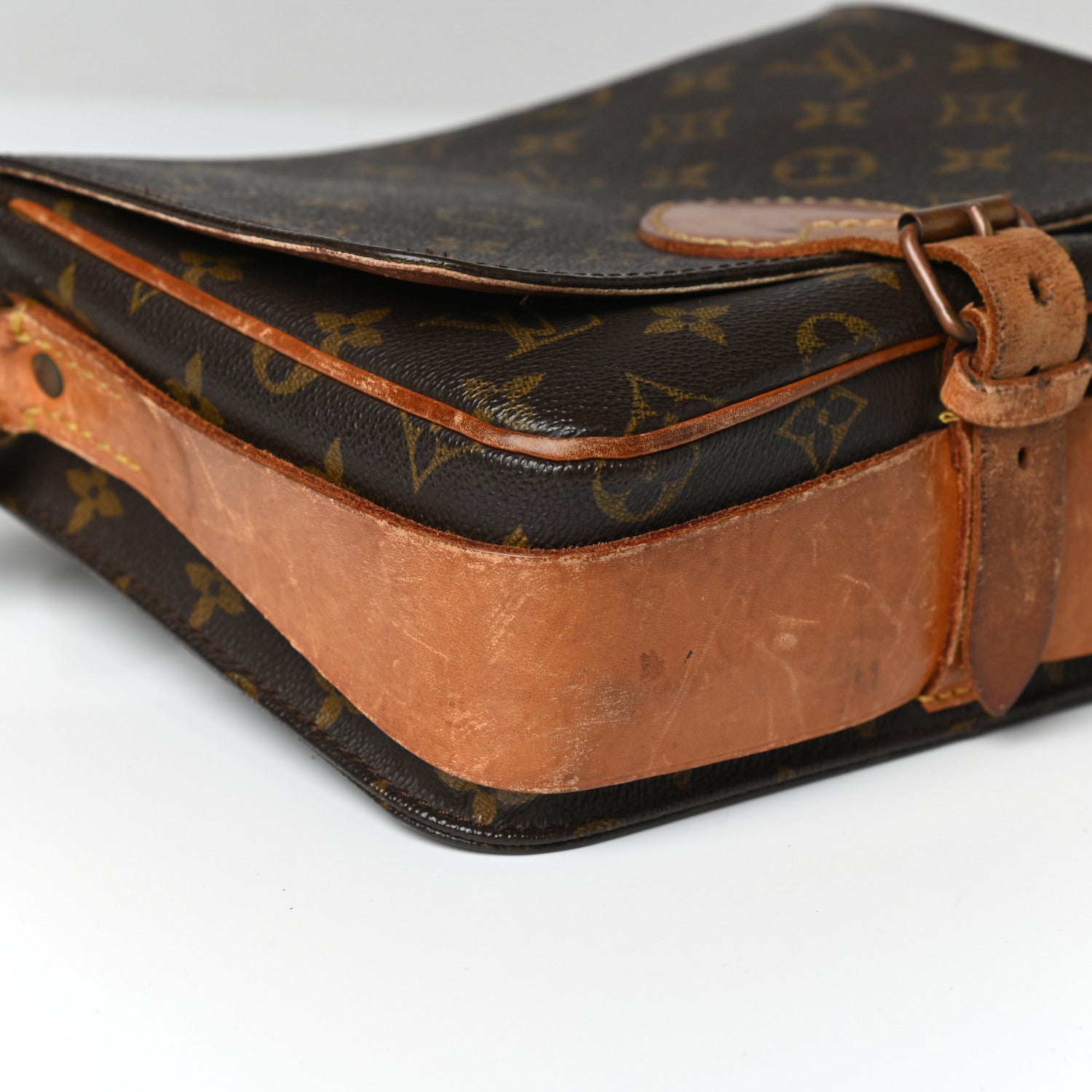 Louis Vuitton Monogram Cartouchiere 22 8 of 9