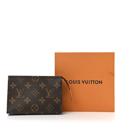 Louis Vuitton Monogram Toiletry Pouch 15 6 of 6
