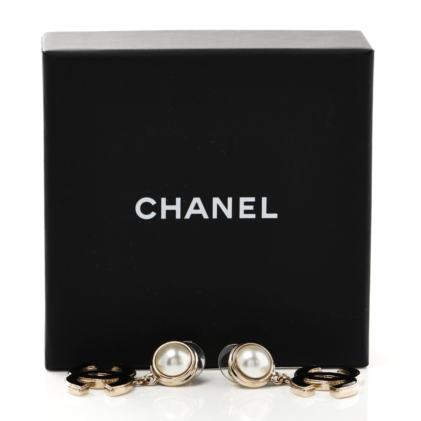 Pearl Enamel CC Drop Earrings Black