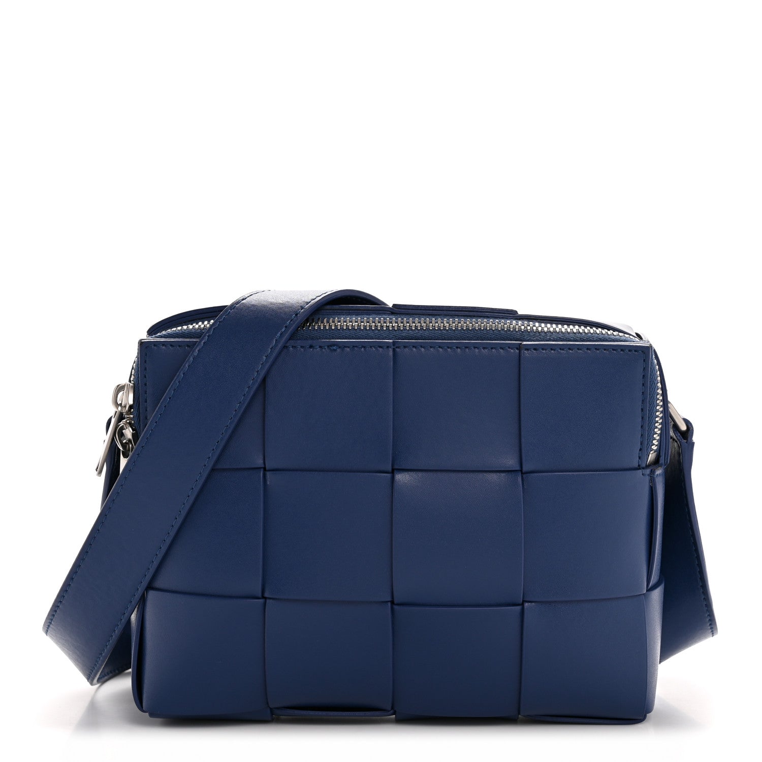 Bottega Veneta Lambskin Maxi Intrecciato Cassette Camera Bag Cruise 1 of 14