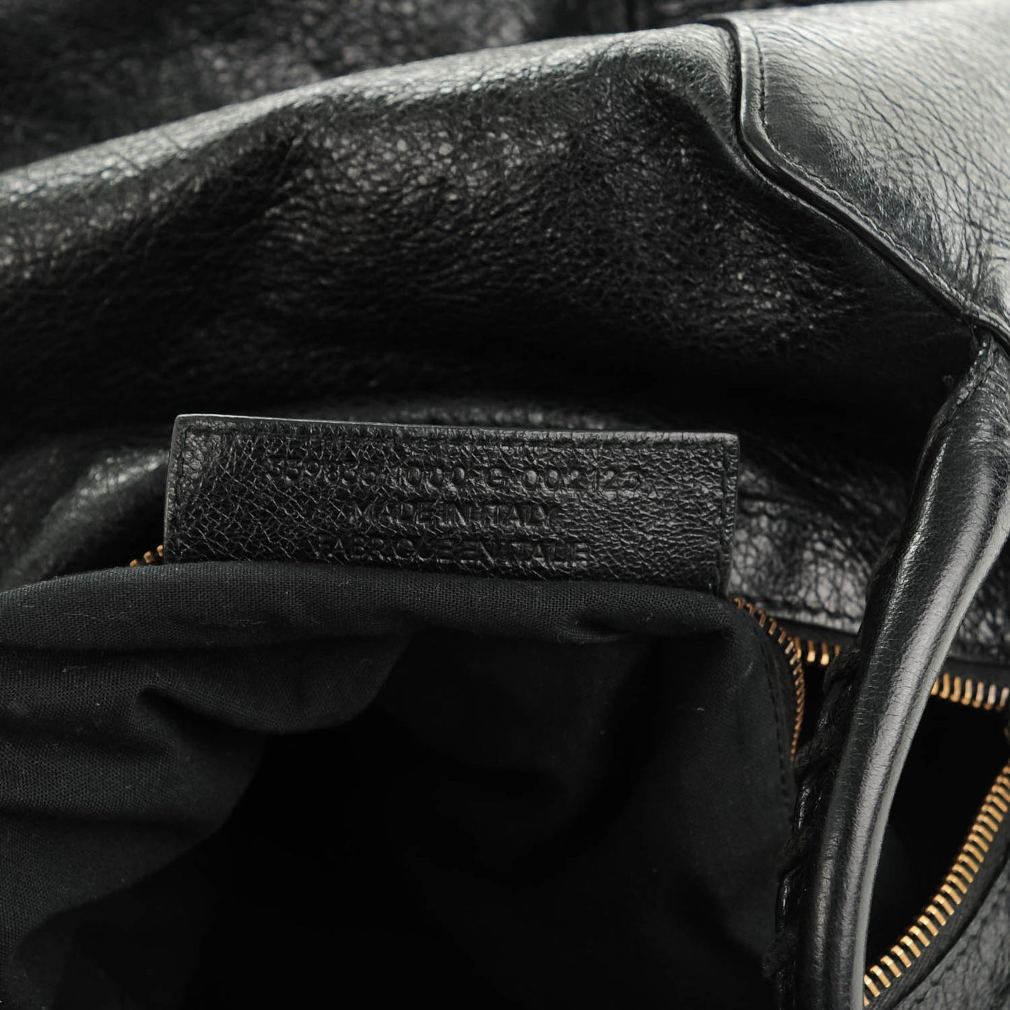 Agneau Classic Hardware Zip Traveler Backpack Black