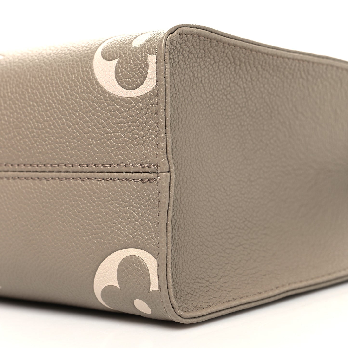Empreinte Monogram Giant Onthego PM Tourterelle Creme