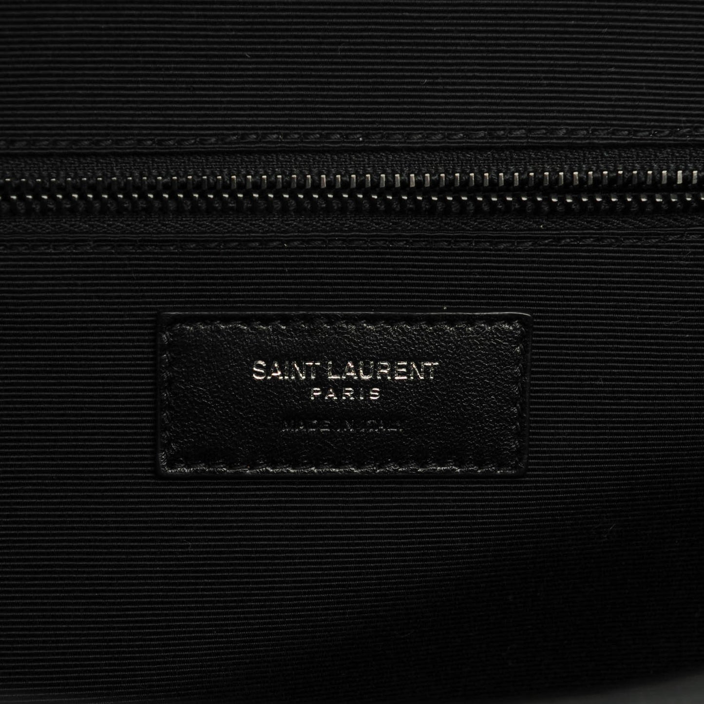 Grain De Poudre Textured Mixed Matelasse Large Triquilt Monogram Monochrome Satchel Black