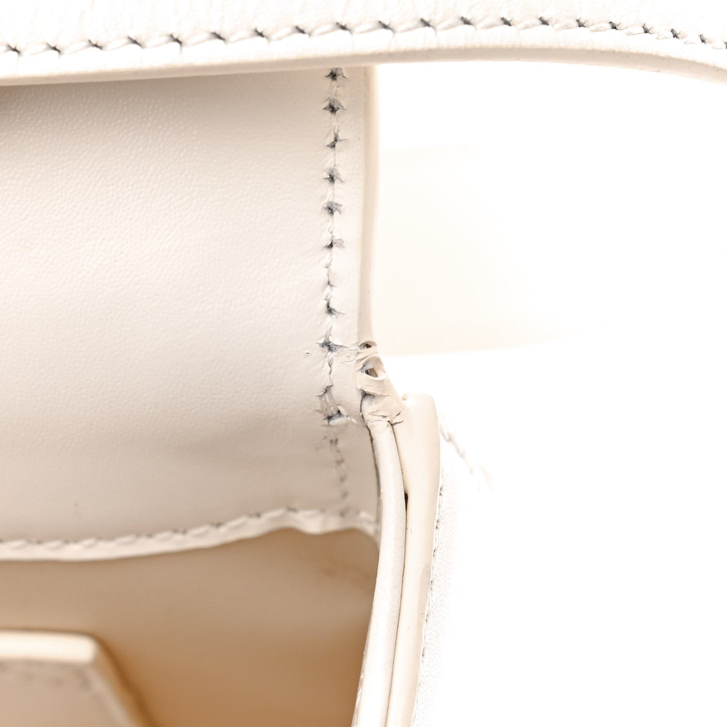 Box Calfskin Medium 4G Shoulder Bag Ivory