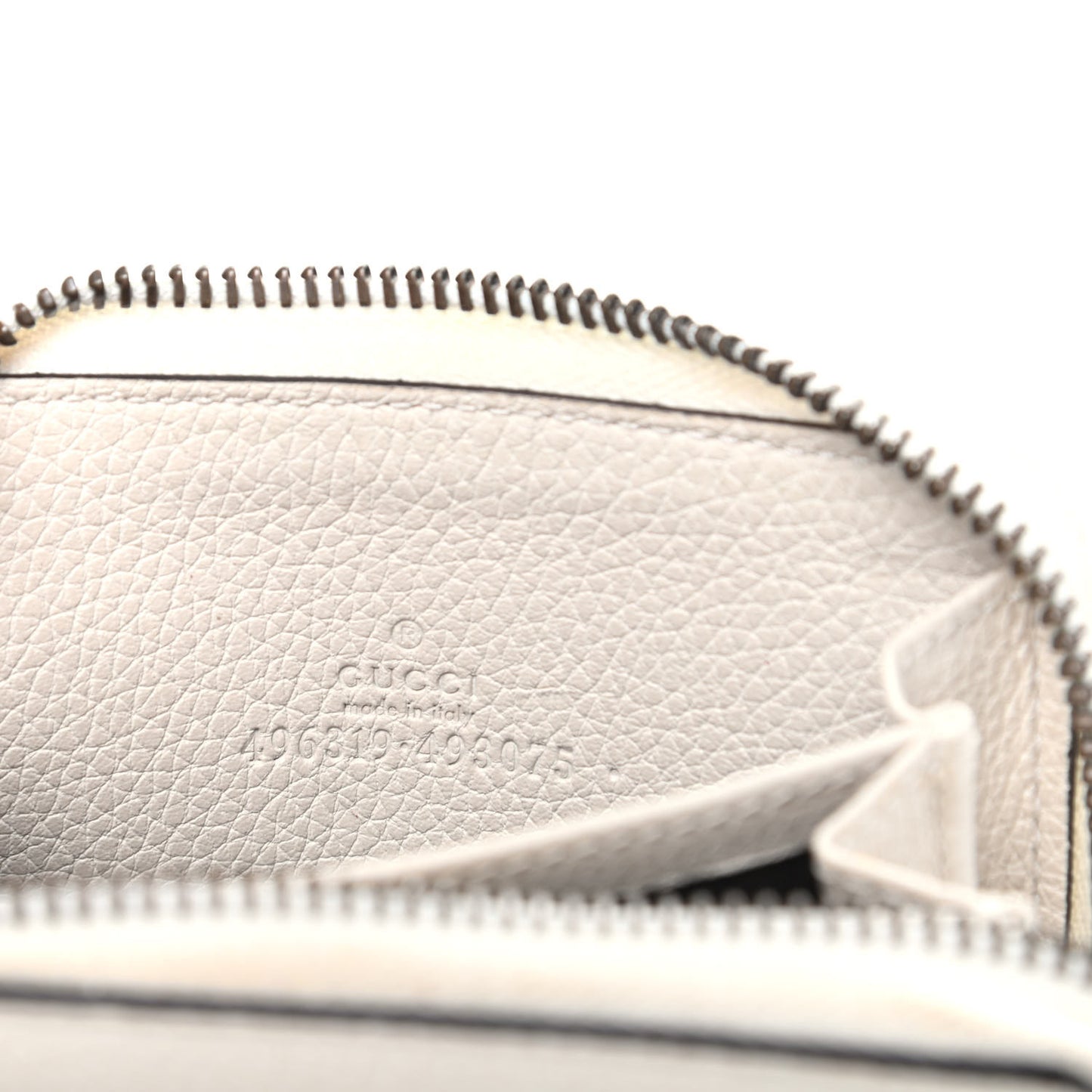 Calfskin Logo Zip Around Card Case White