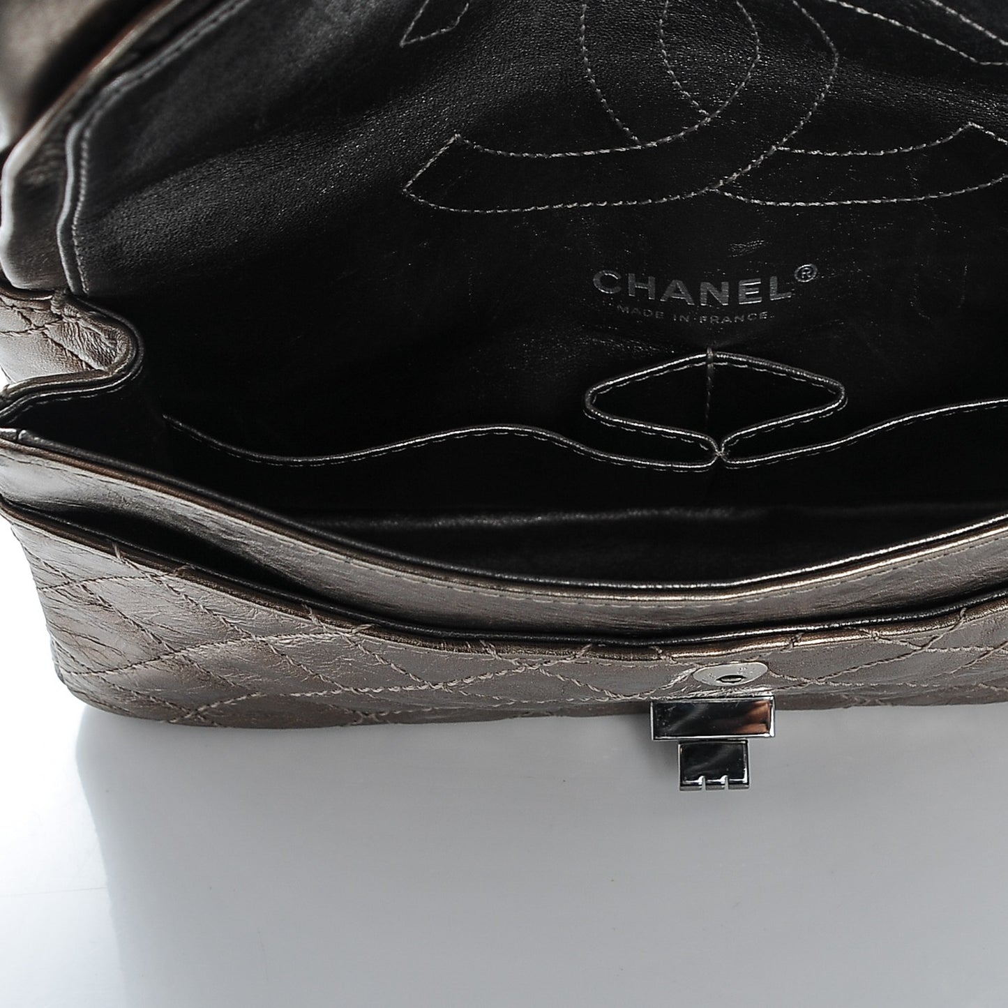 Metallic Aged Calfskin 2.55 Reissue 225 Flap Dark Silver