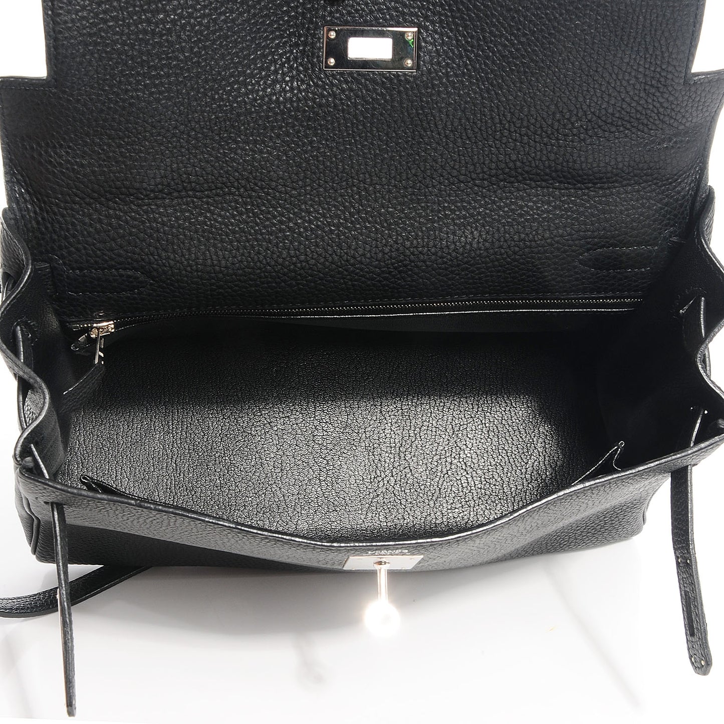 Taurillon Clemence Kelly Retourne 32 Black