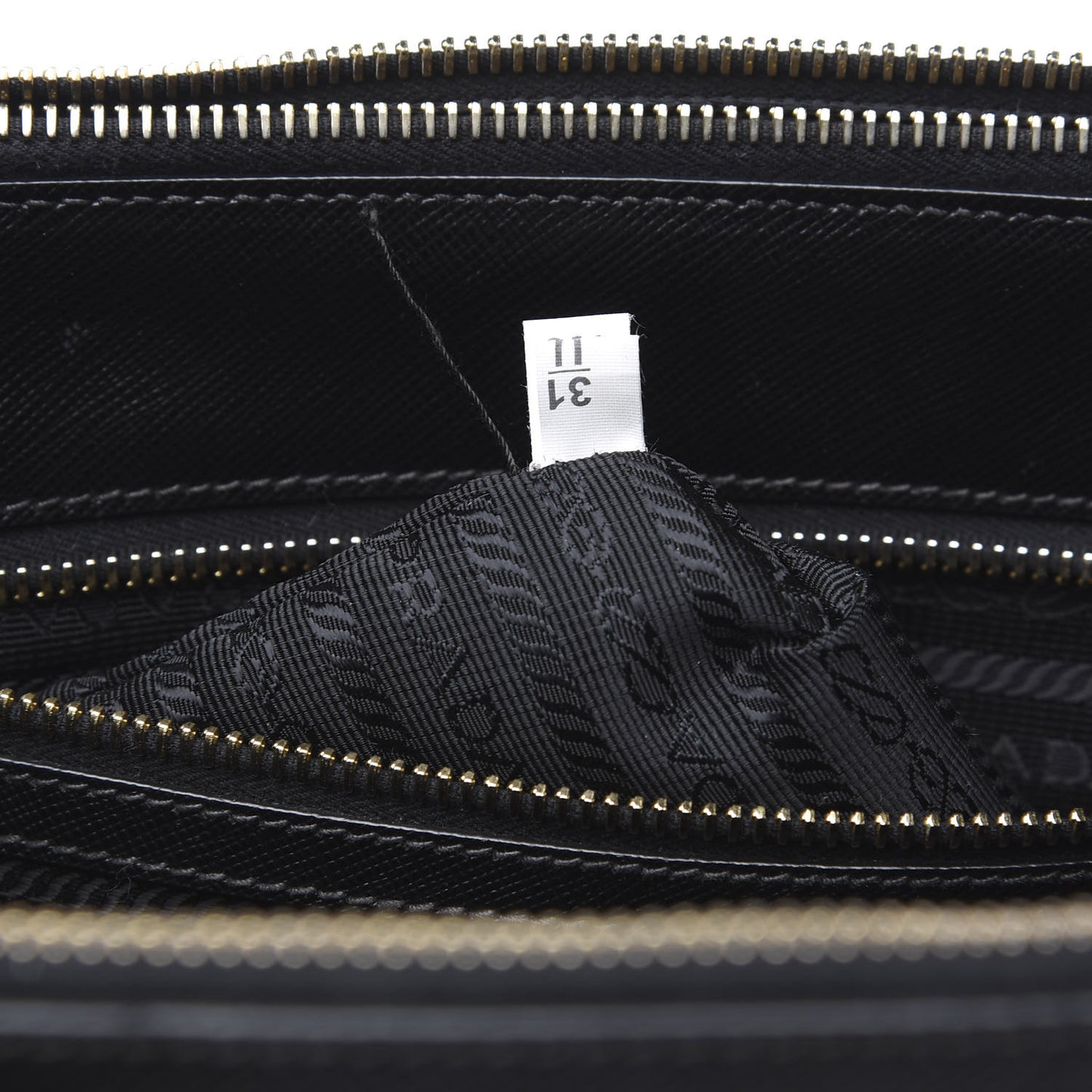 Saffiano Large Galleria Double Zip Tote Black