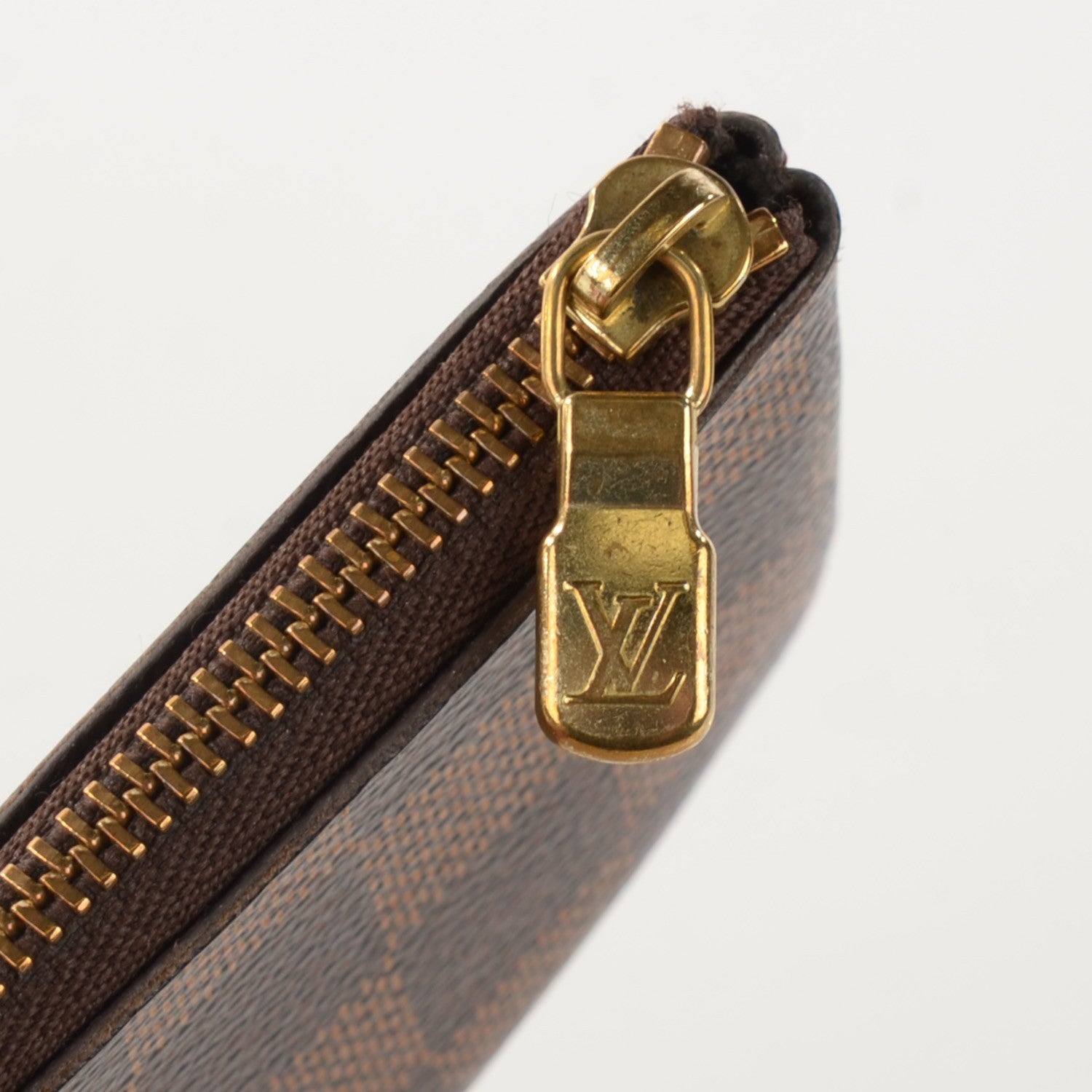 Louis Vuitton Damier Ebene Key Pouch 8 of 12