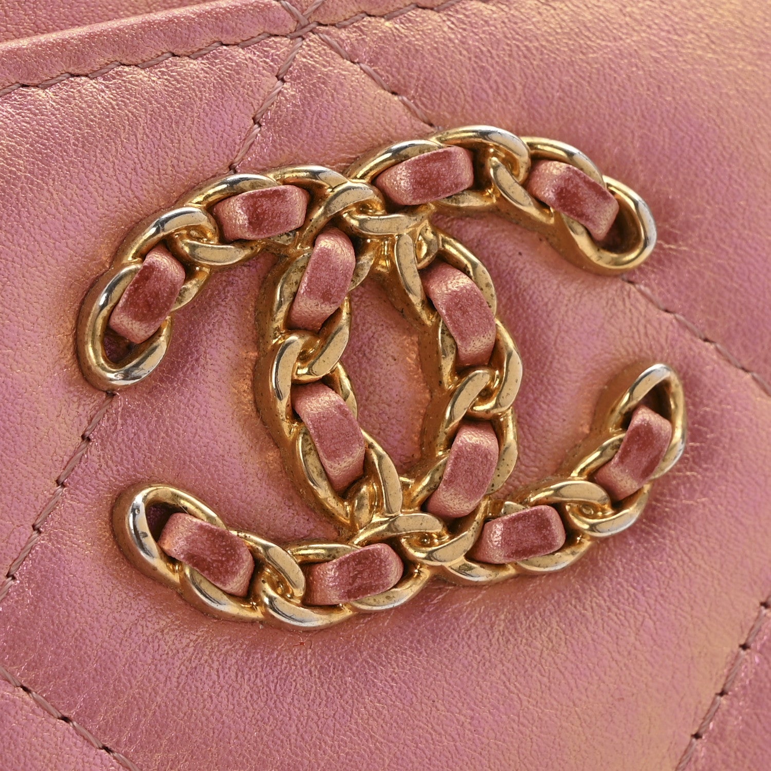 Chanel Iridescent Calfskin Quilted Chanel 19 Card Holder Pink 12 of 12