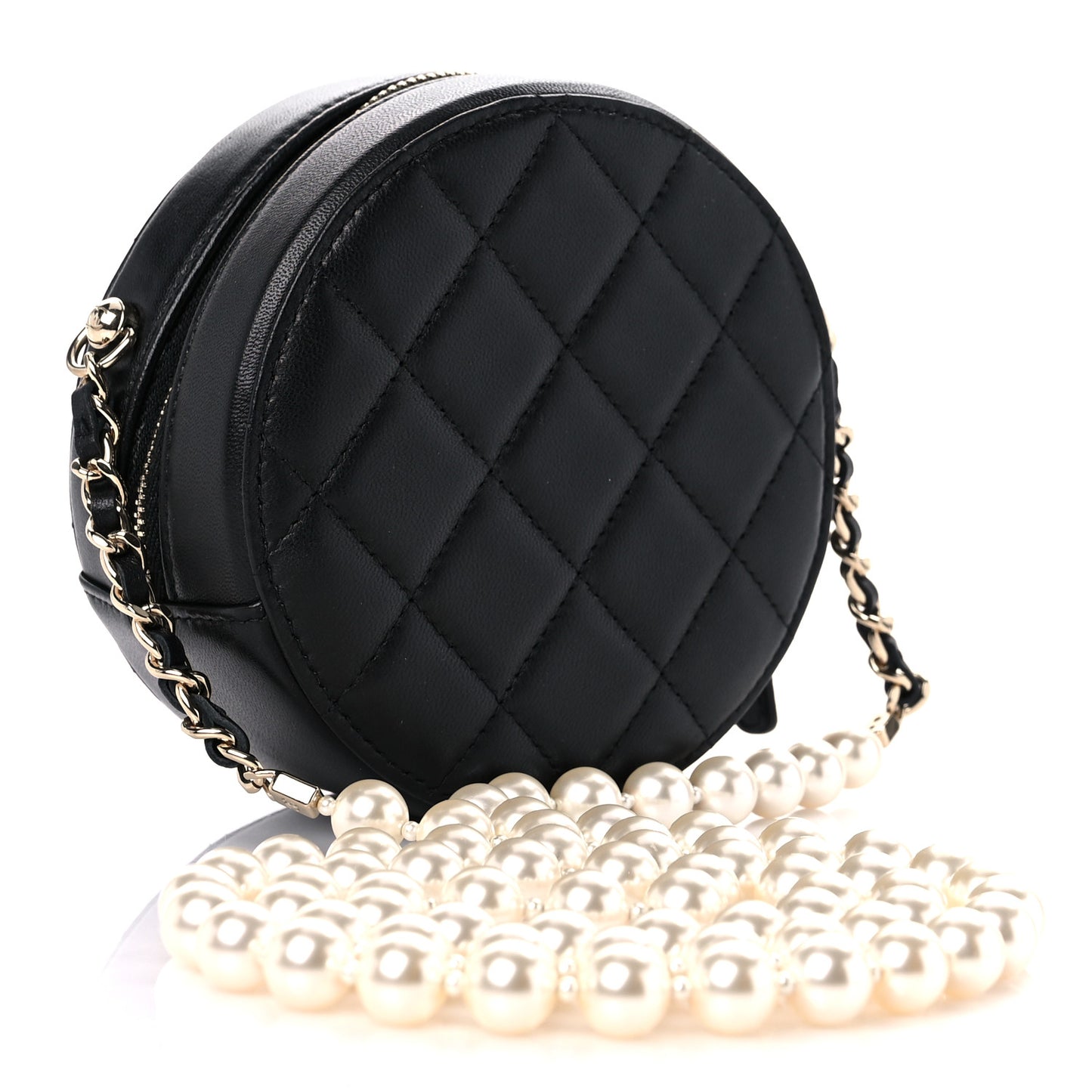 Lambskin Quilted Pearl Chain Round Clutch With Chain Black