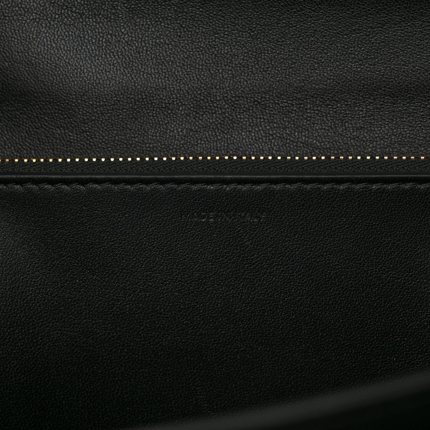 Box Calfskin Medium Classic Box Flap Bag Black