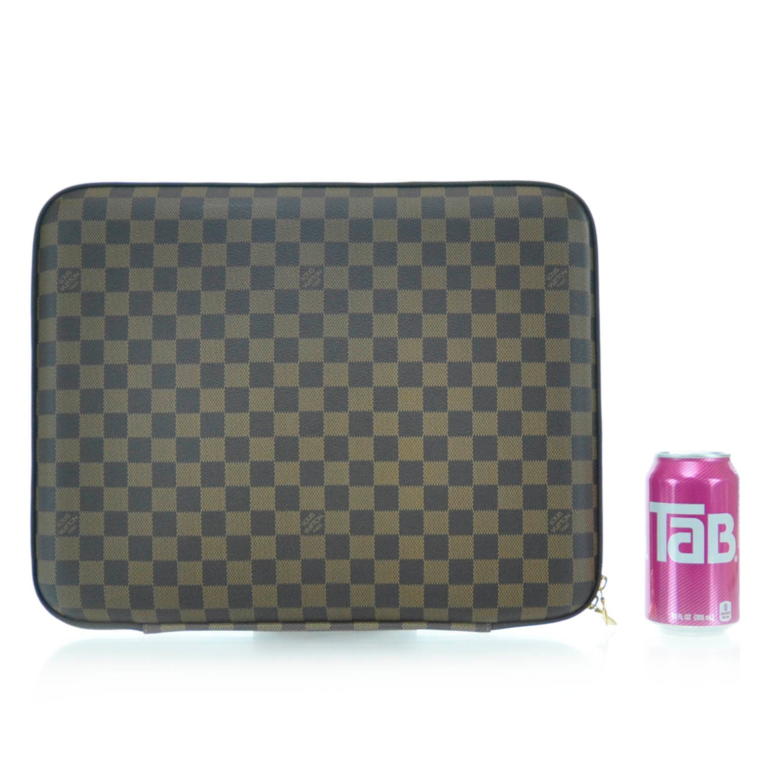 Louis Vuitton Damier 15 in Laptop Sleeve 2 of 9