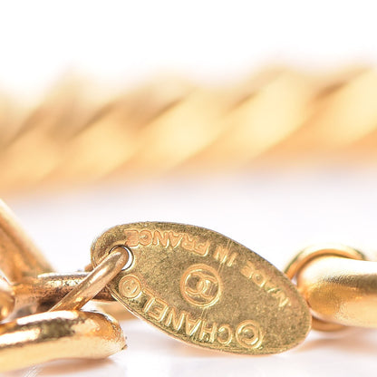 Chanel 31 Rue Cambon Paris Medallion Chain Bracelet Gold 4 of 4
