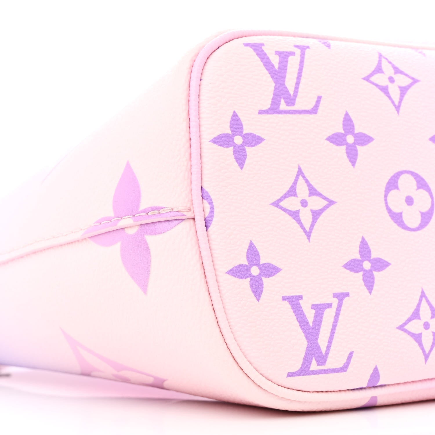 Louis Vuitton Monogram Giant Spring In The City Marshmallow Hobo PM Sunrise Pastel 8 of 10
