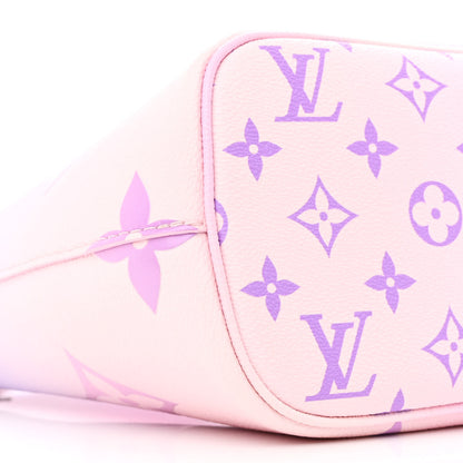 Louis Vuitton Monogram Giant Spring In The City Marshmallow Hobo PM Sunrise Pastel 8 of 10