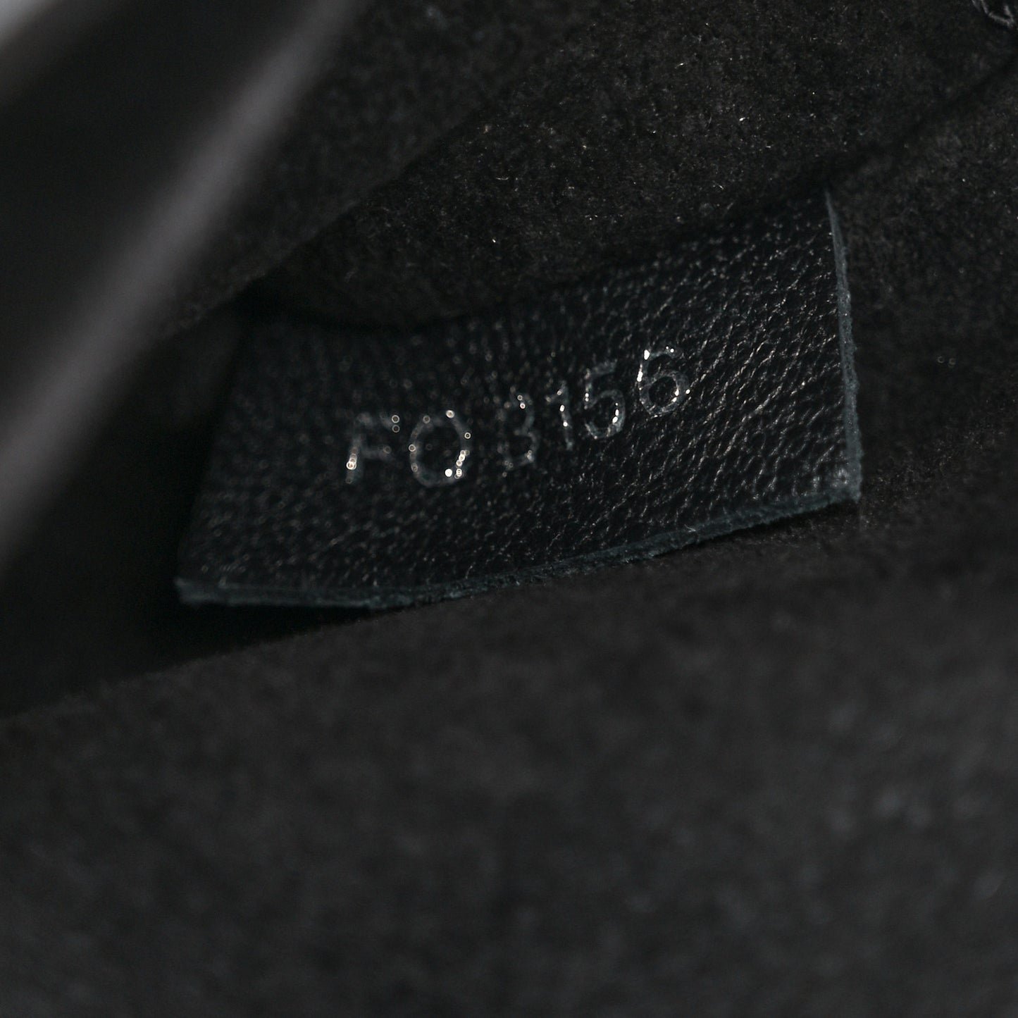 Epi Twist Shoulder Bag MM Black