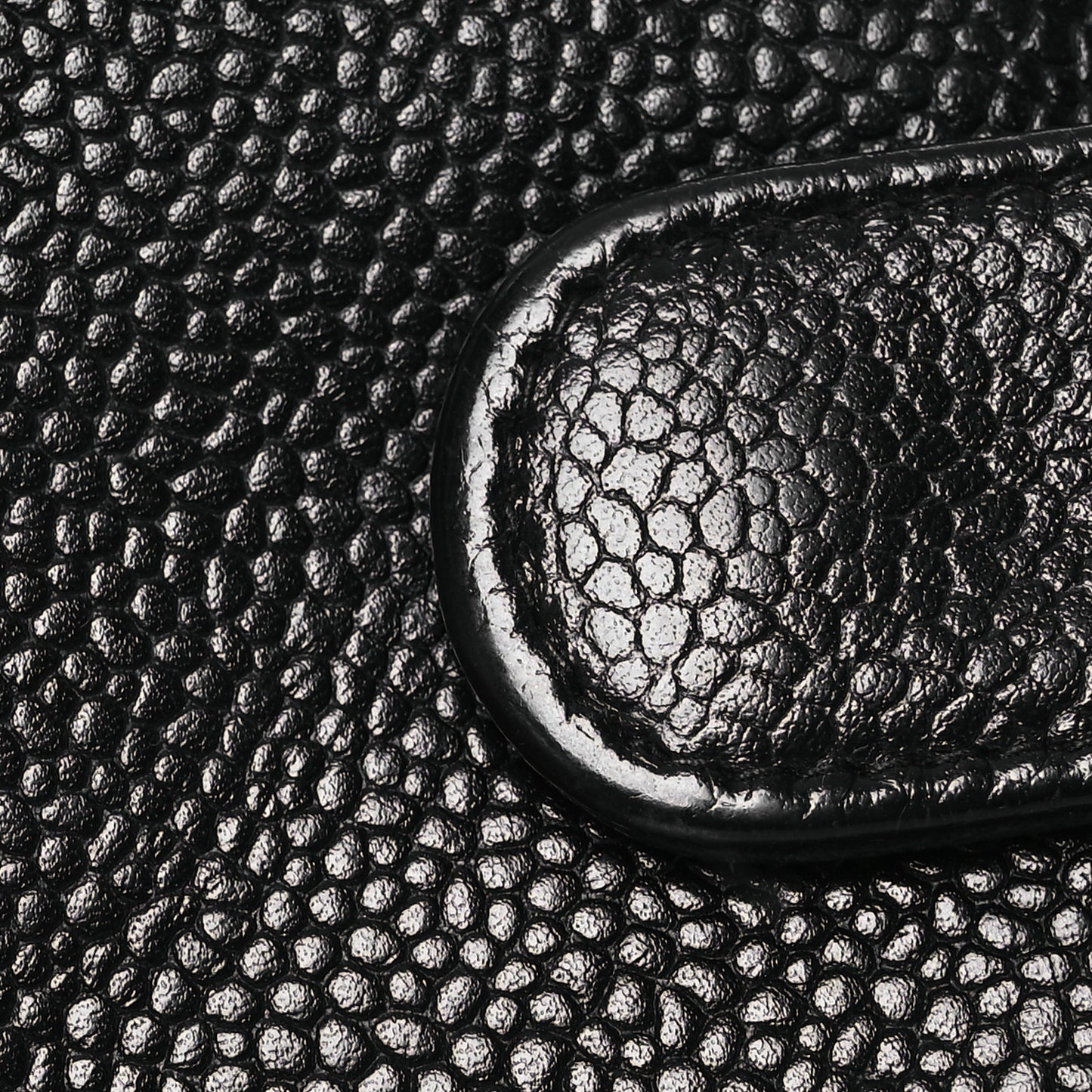 Caviar Timeless CC Compact French Wallet Black