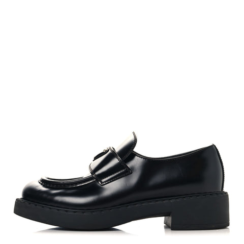 Spazzolato Metal Triangle Logo 50mm Loafers 38 Black