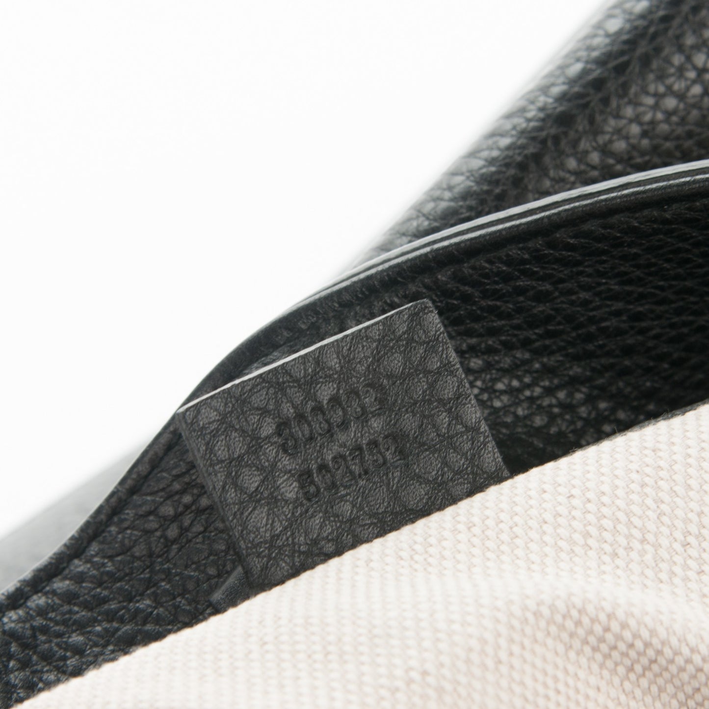 Pebbled Calfskin Medium Soho Chain Shoulder Bag Black